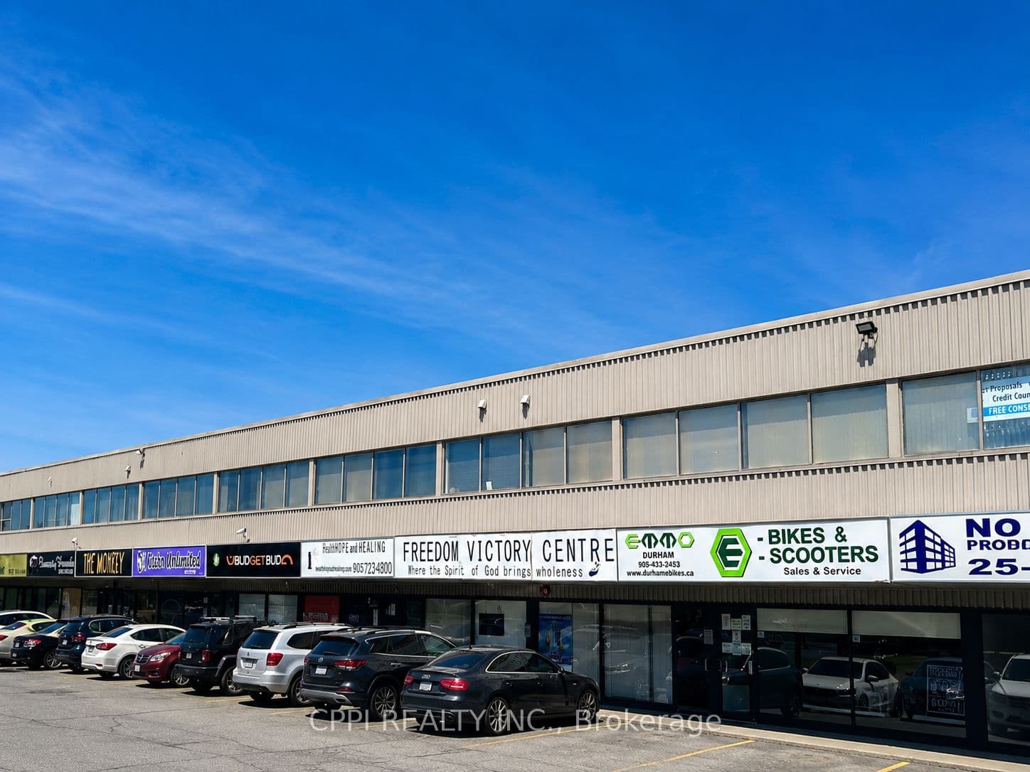 Unit 220 650 King Street photo 1