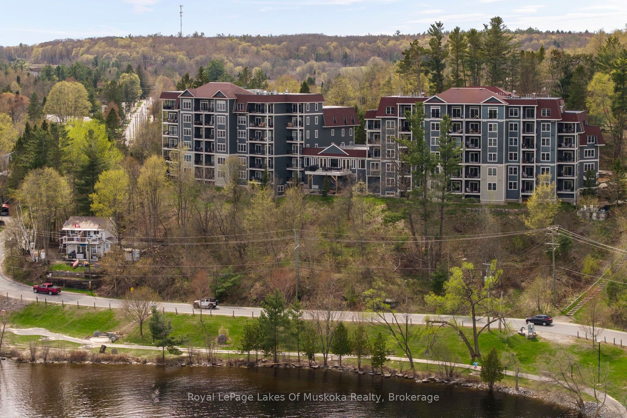 Unit 103 10 Kimberley Avenue photo 1