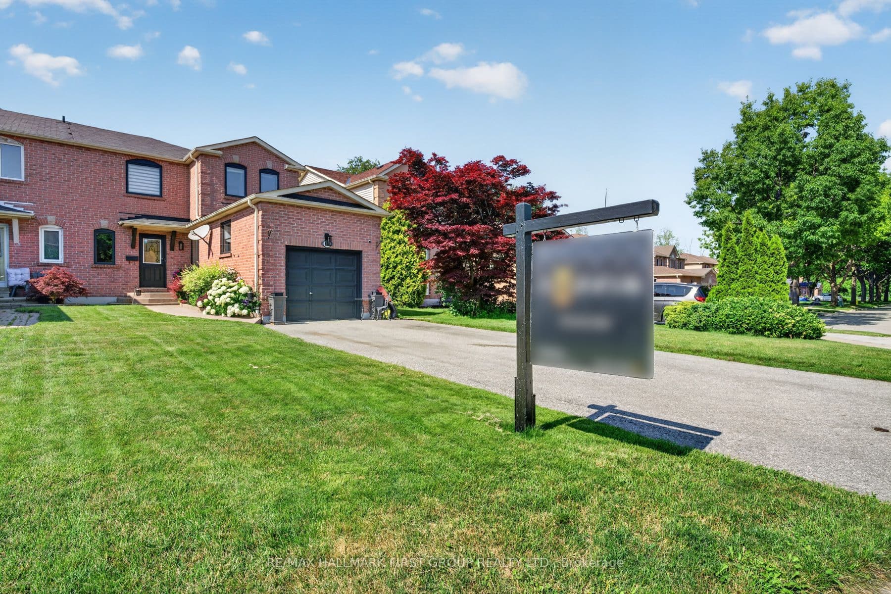 47 Rollo Drive photo 1
