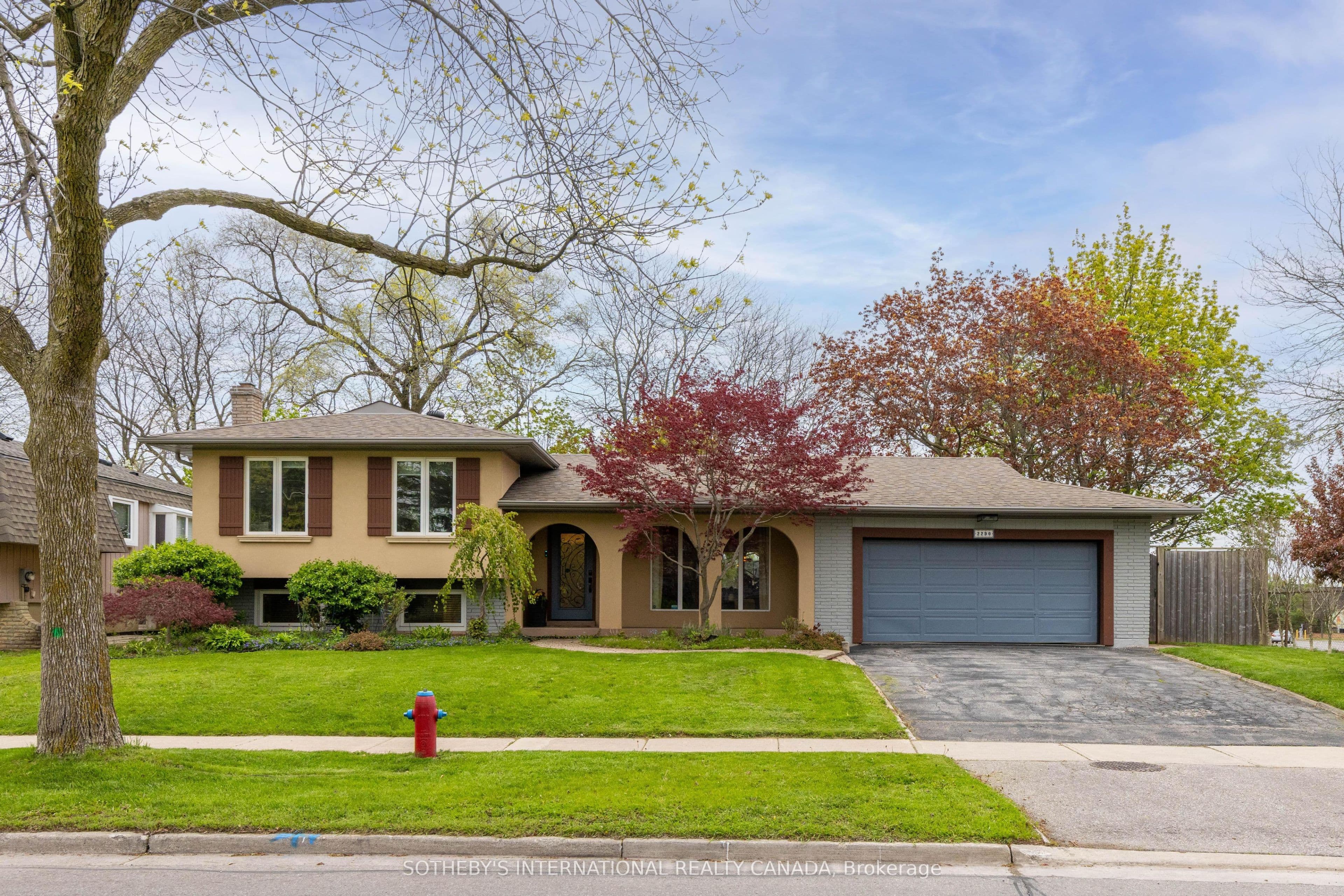 2290 Bridge Road photo 1