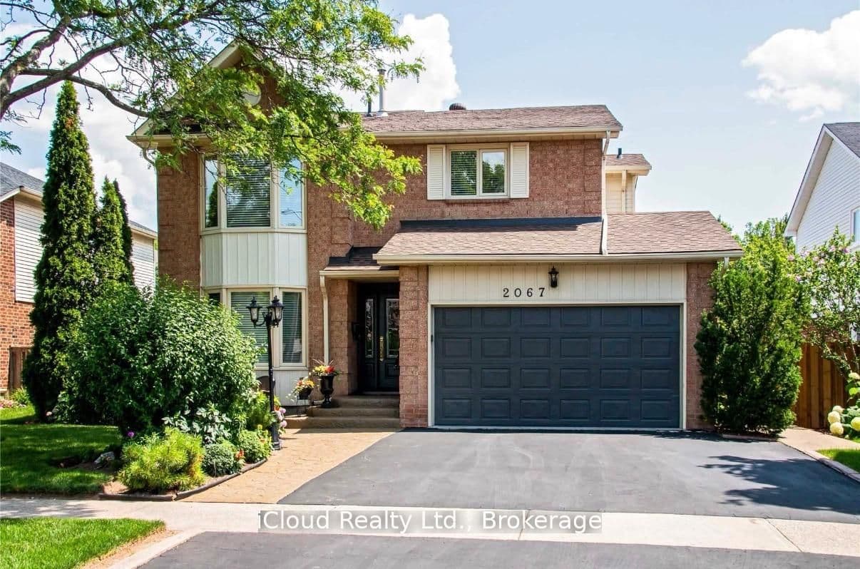 2067 Hunters Wood Drive photo 1