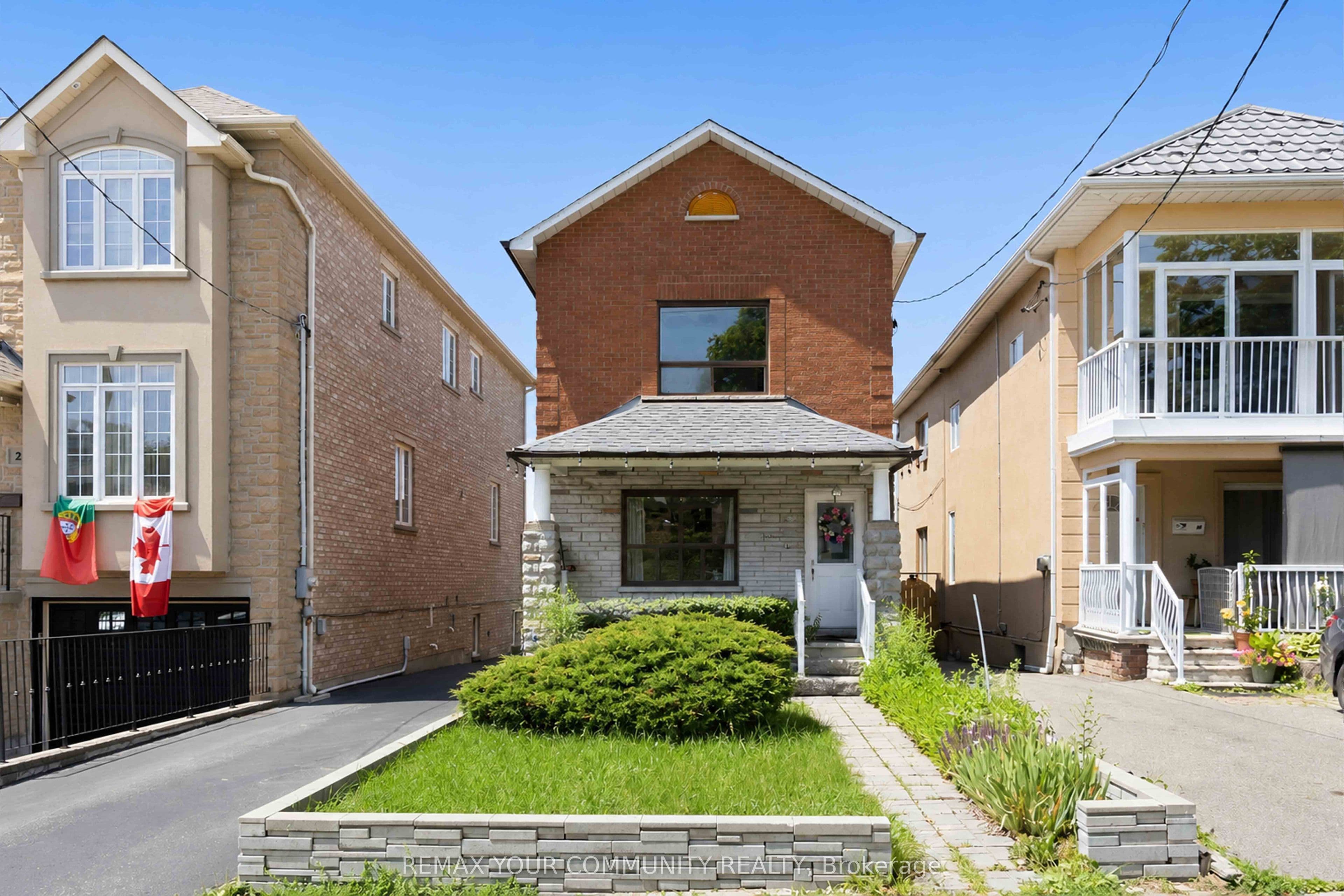 32 Kirknewton Road photo 1