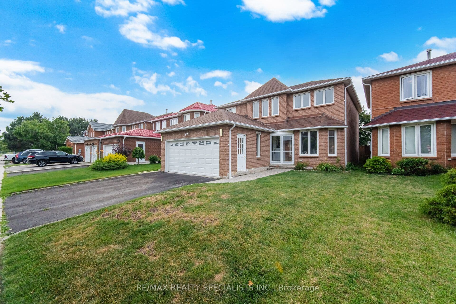 271 Nahani Way photo 1