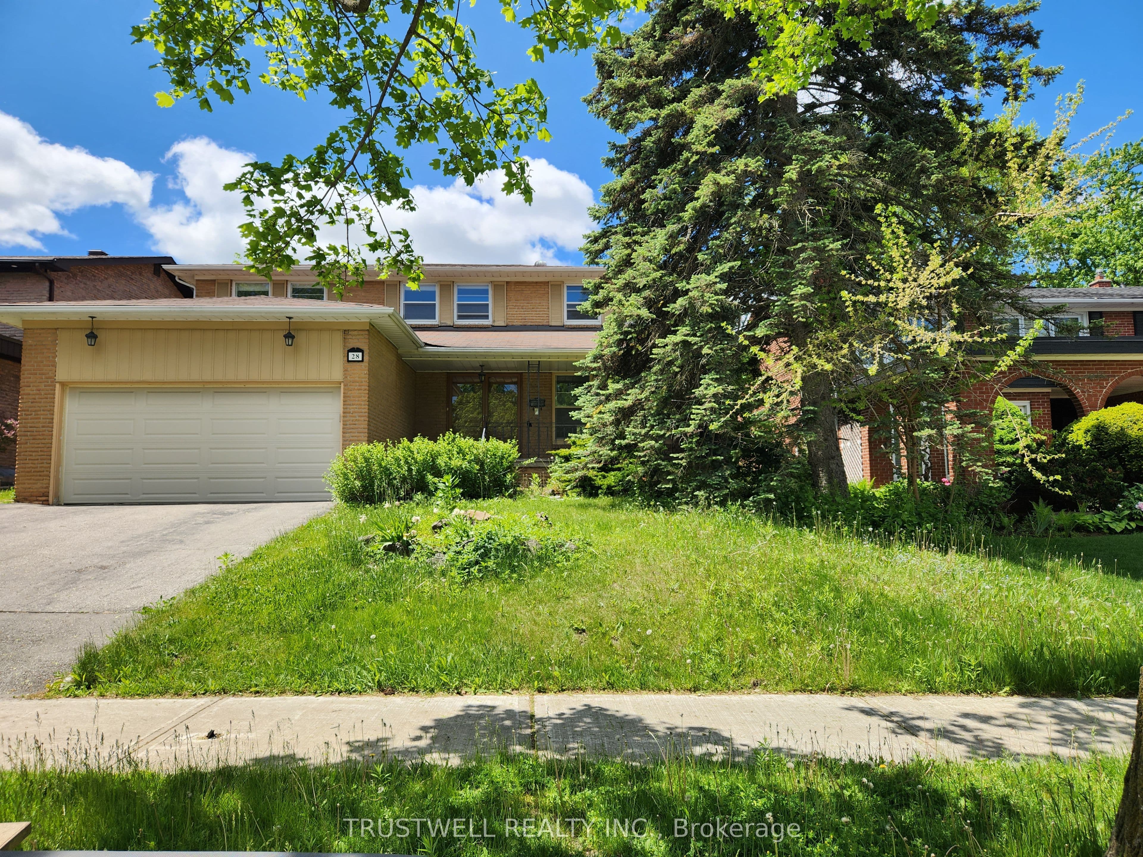 28 Robinter Drive photo 1