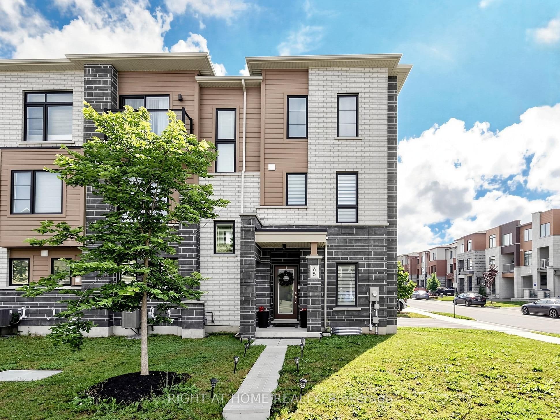 65 Allure Street photo 1