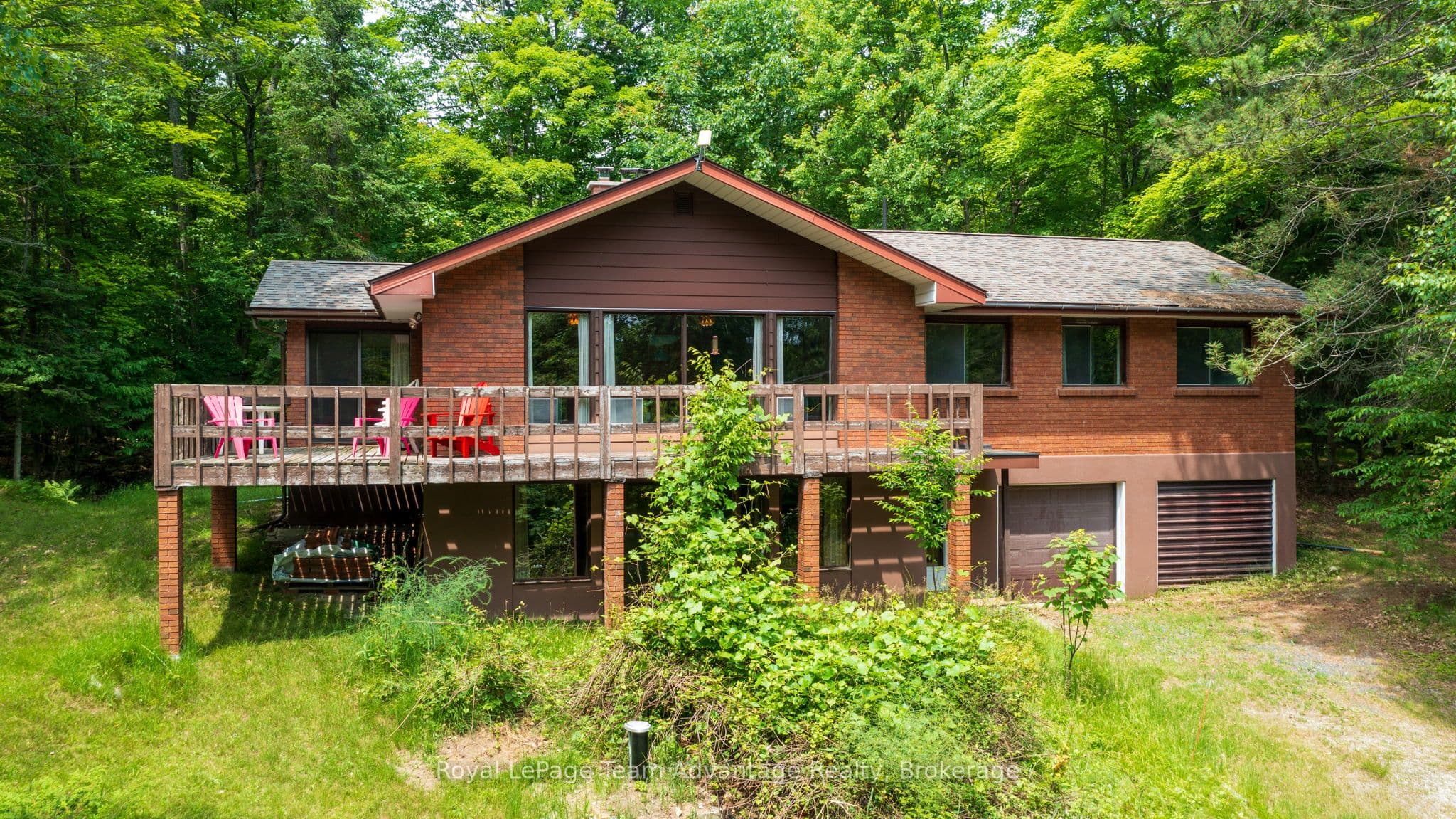 49 Bayview Drive photo 1