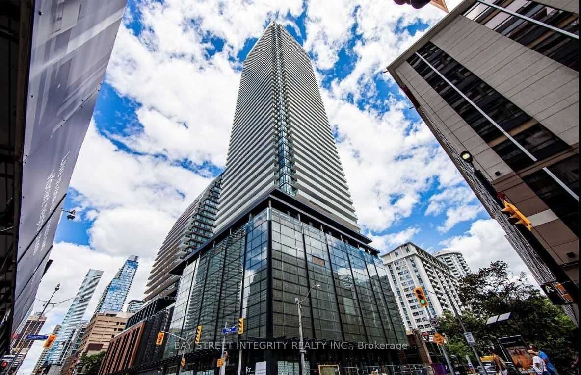 Unit 4108 501 Yonge Street photo 1