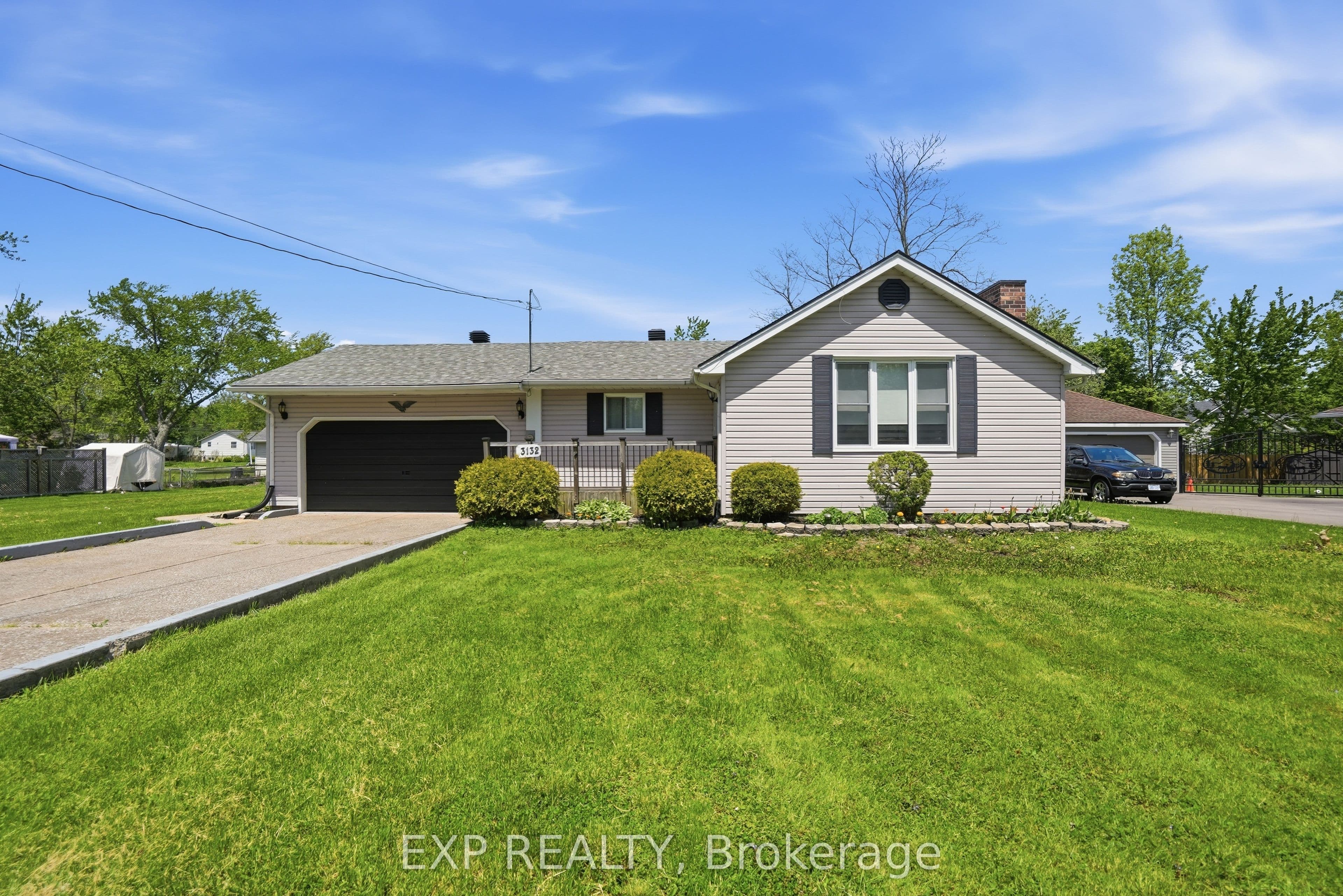 3132 Evadere Avenue photo 1