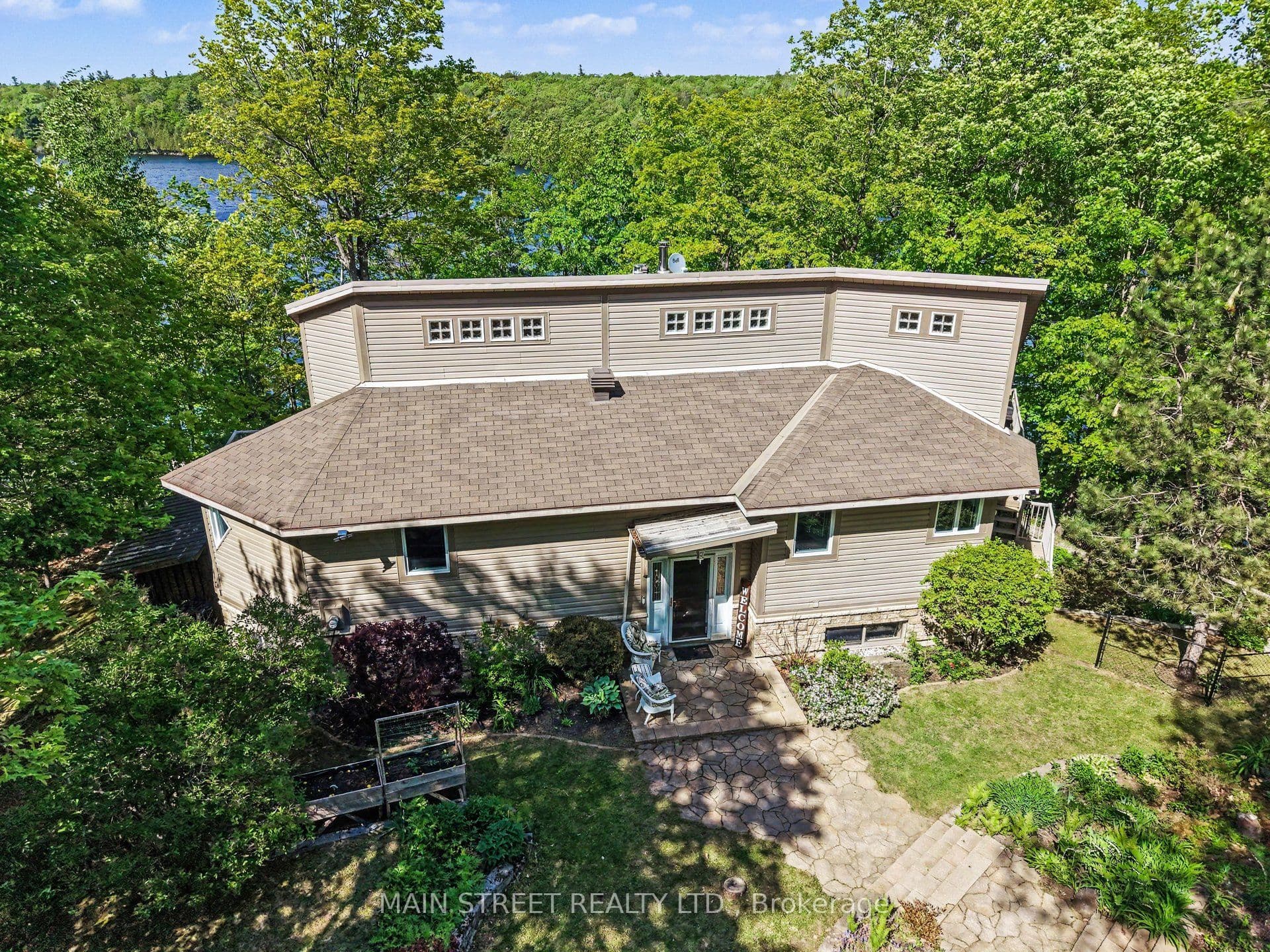 100 Rainbow Lane photo 1