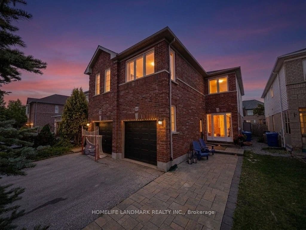 434 Heddle Crescent photo 1