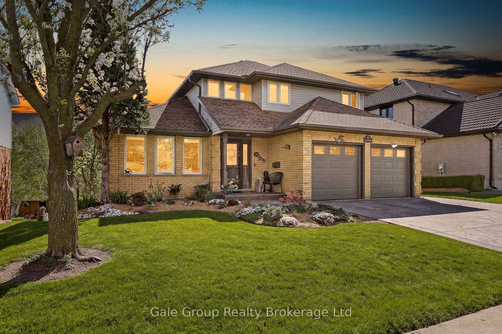 89 Lindsay Road photo 1