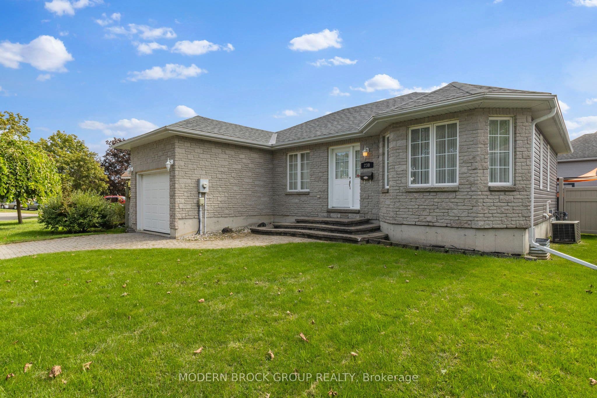 230 Beley Street photo 1