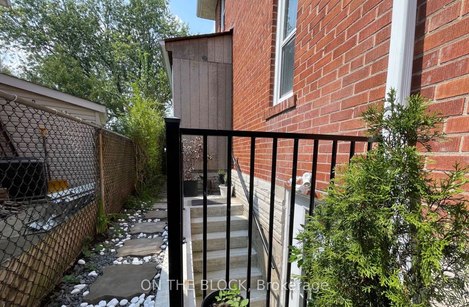 78 Tedford Drive photo 1