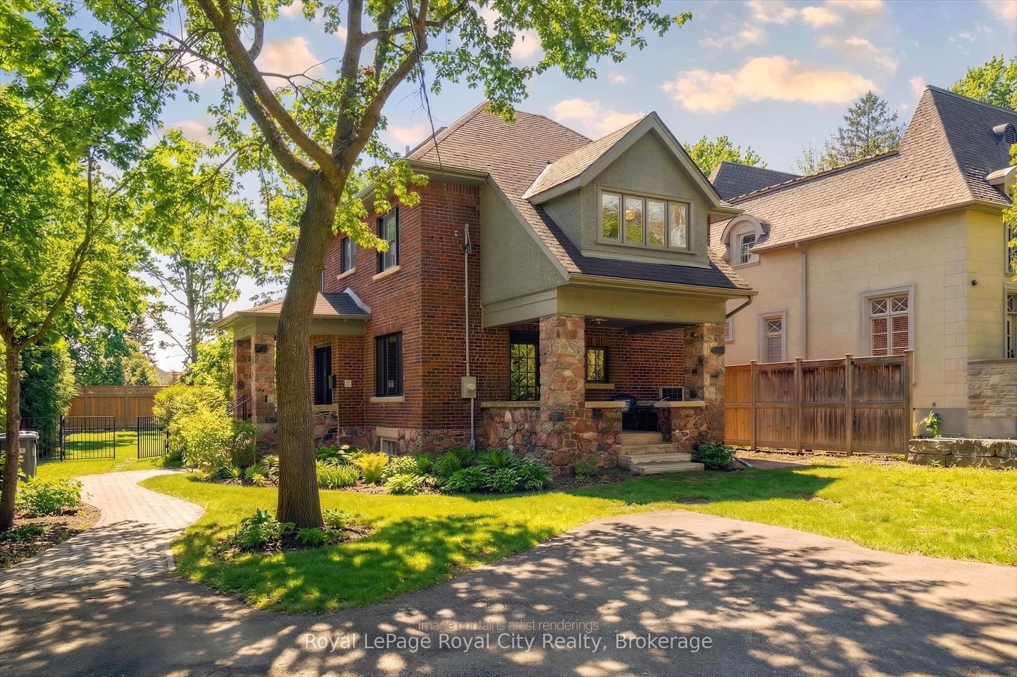 87 University Avenue photo 1