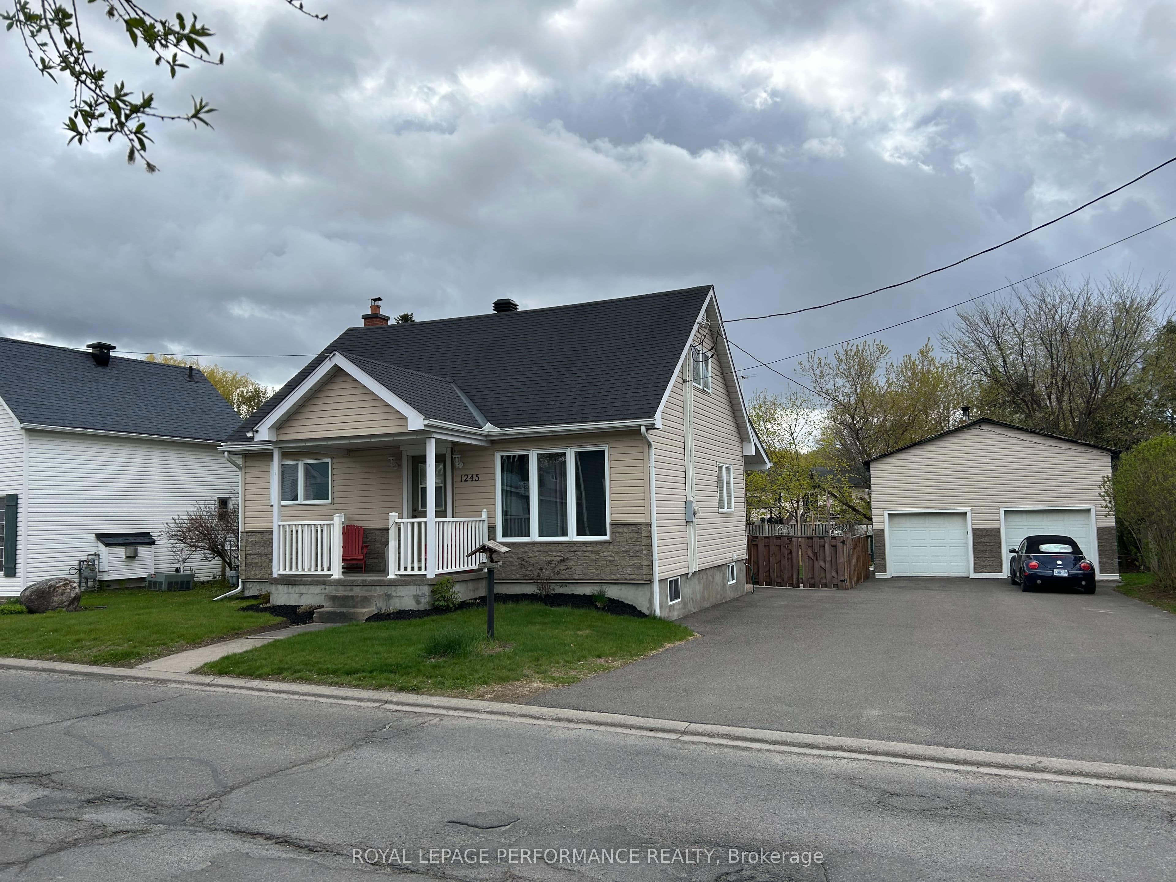 1245 Alma Street photo 1
