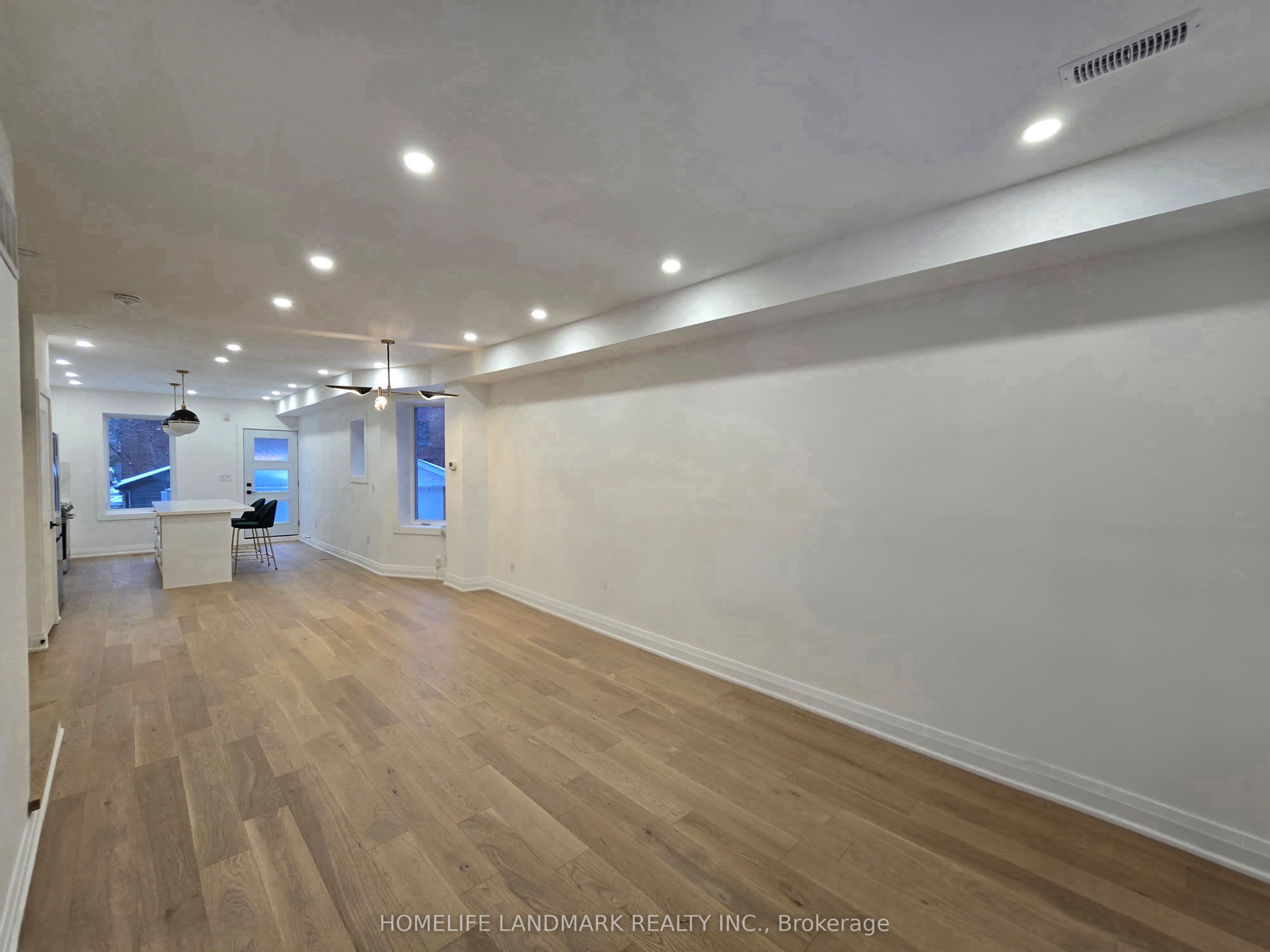 9 Alton Avenue photo 1