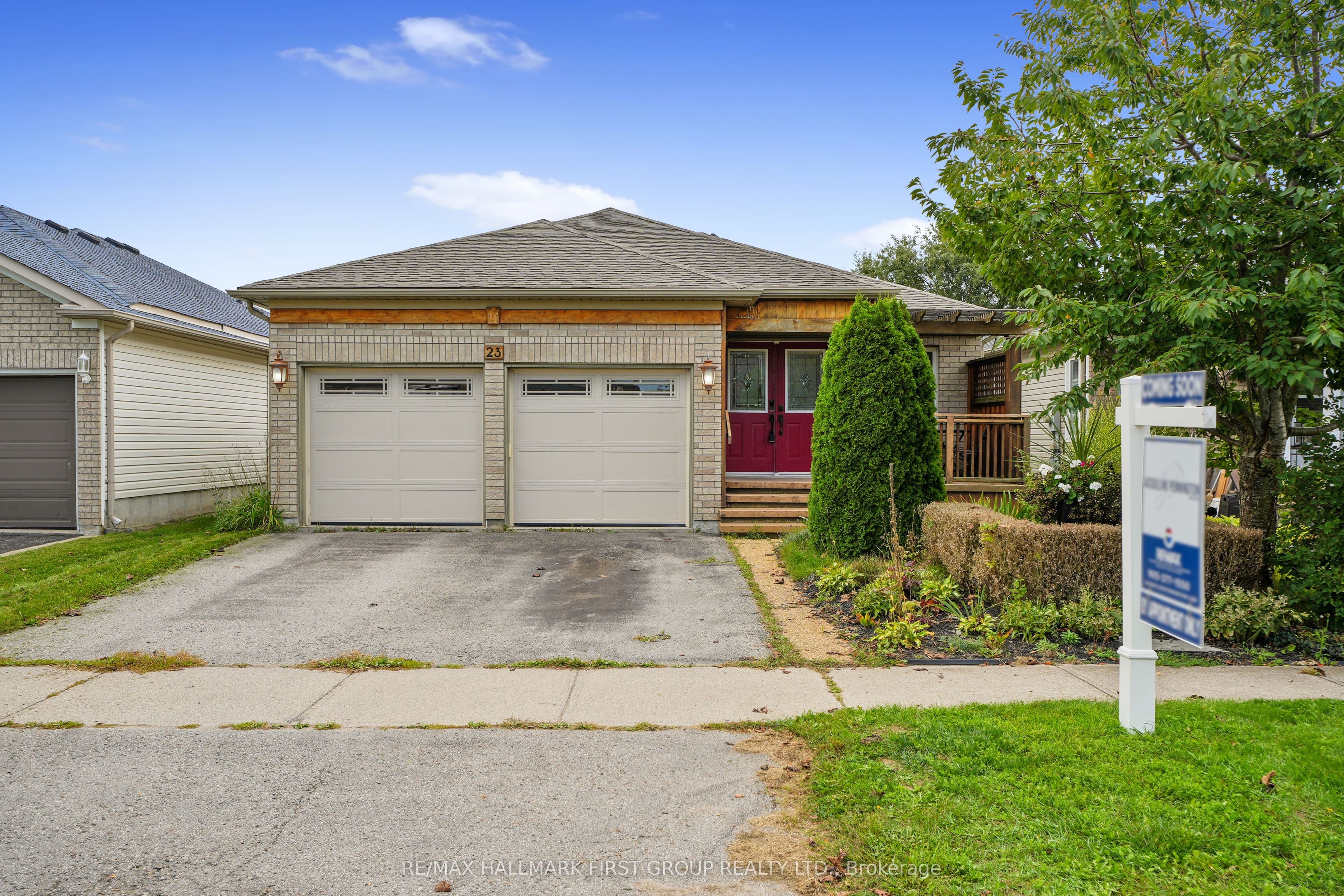 23 Huffman Avenue photo 1