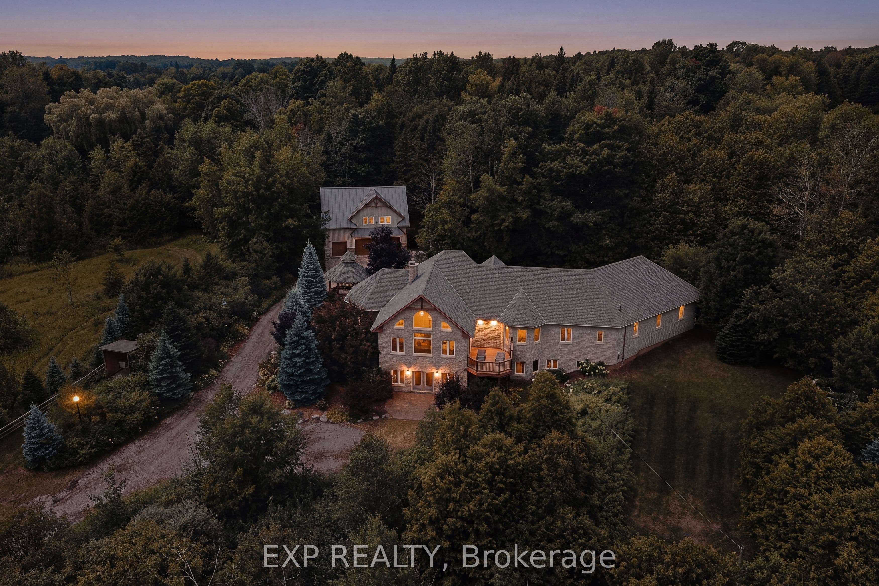 7392 Wellington Road 11 Road photo 1