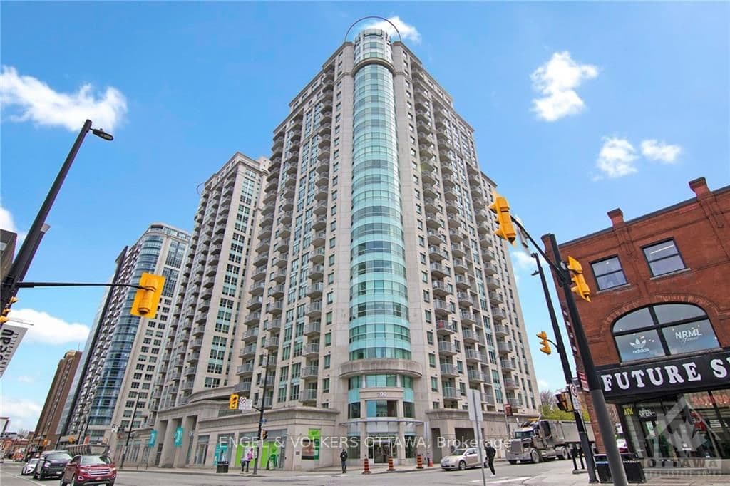 Unit 904 200 Rideau Street photo 1