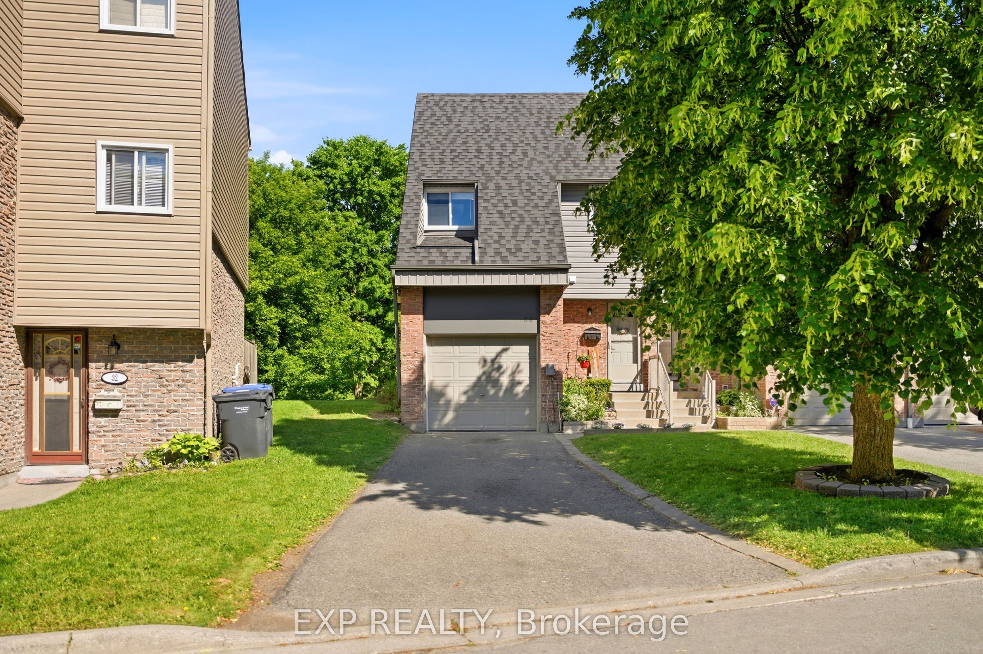 33 Tara Park Crescent photo 1