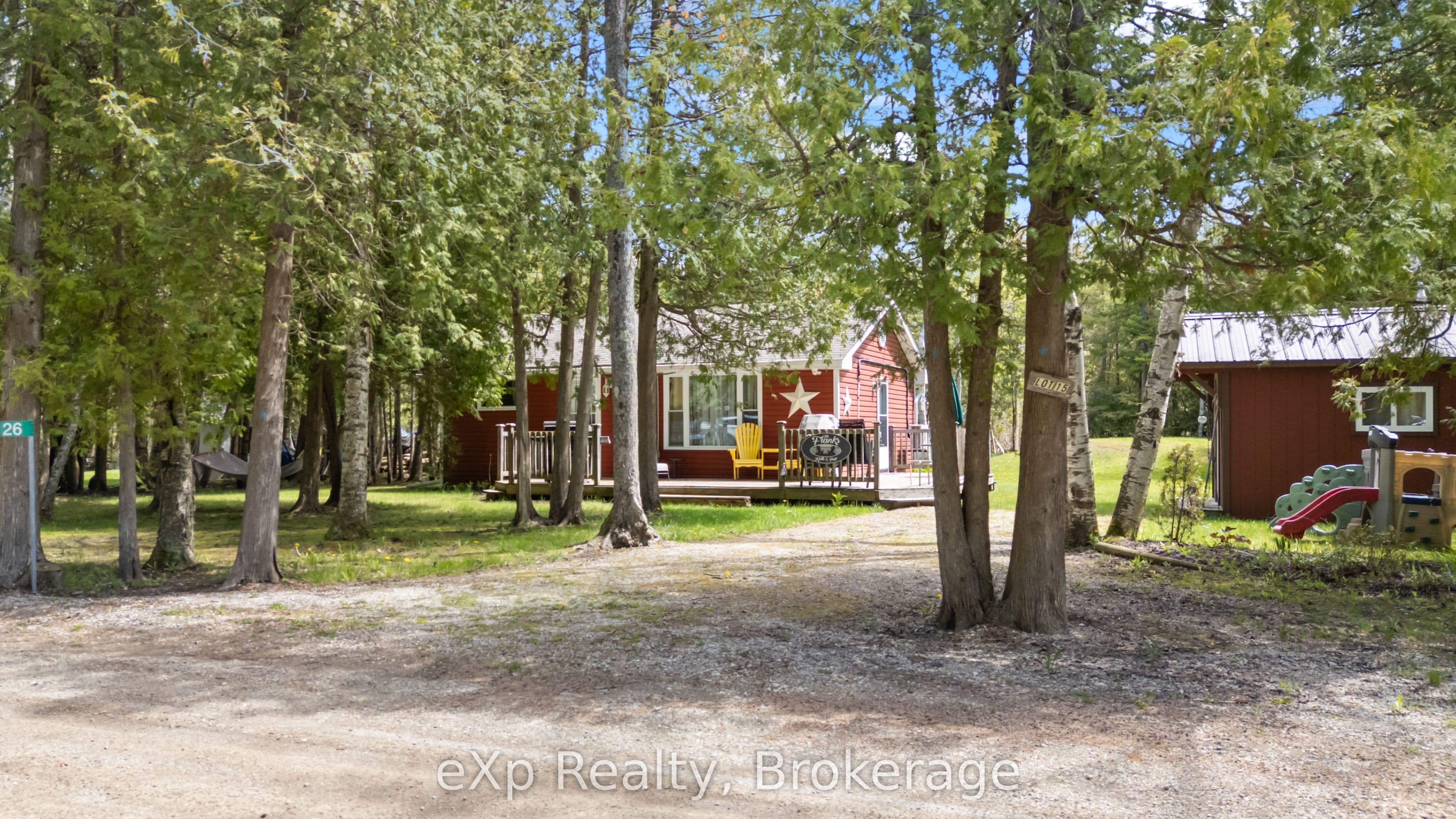 26 Mohawk Drive photo 1