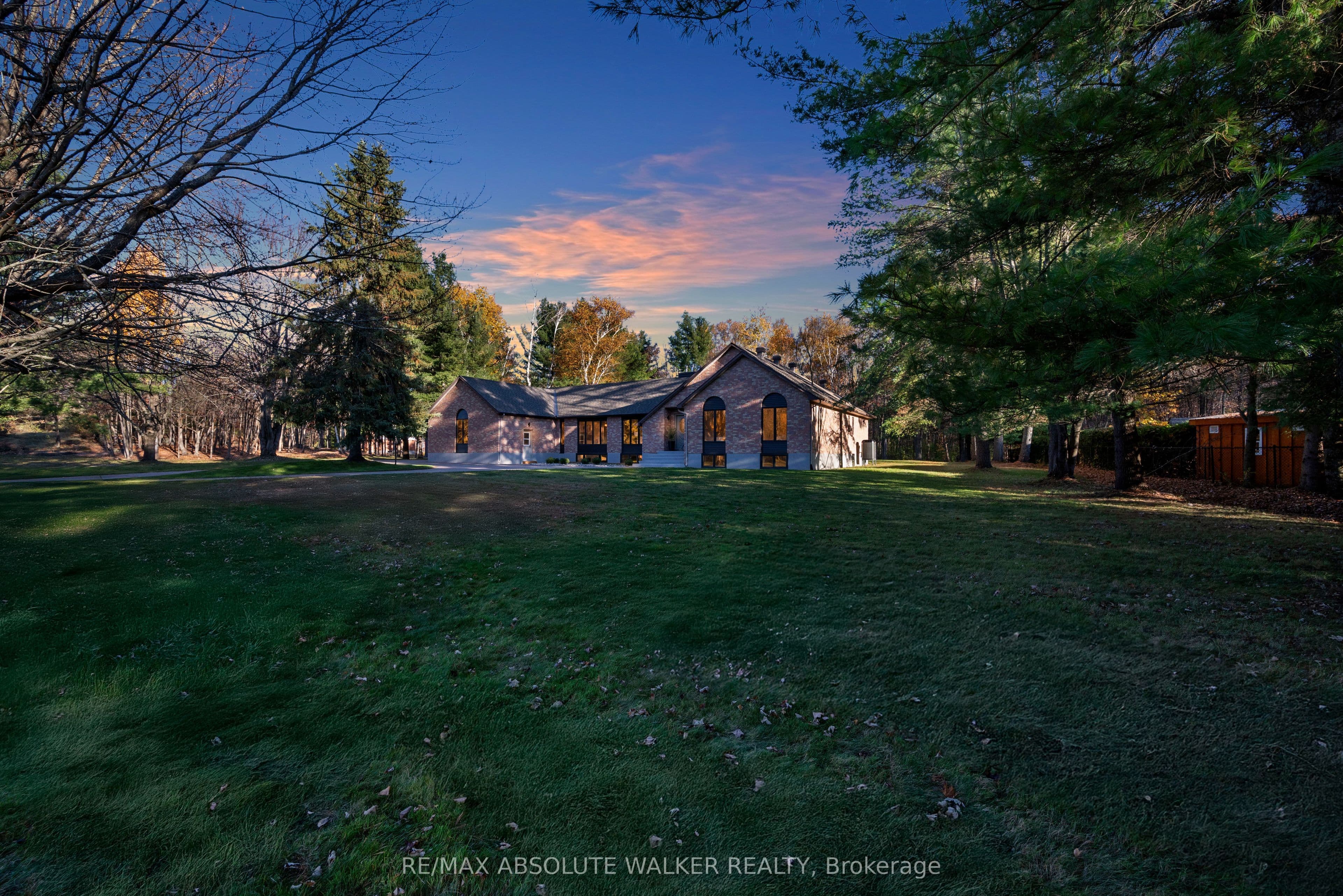 108 Margaret Anne Drive photo 1