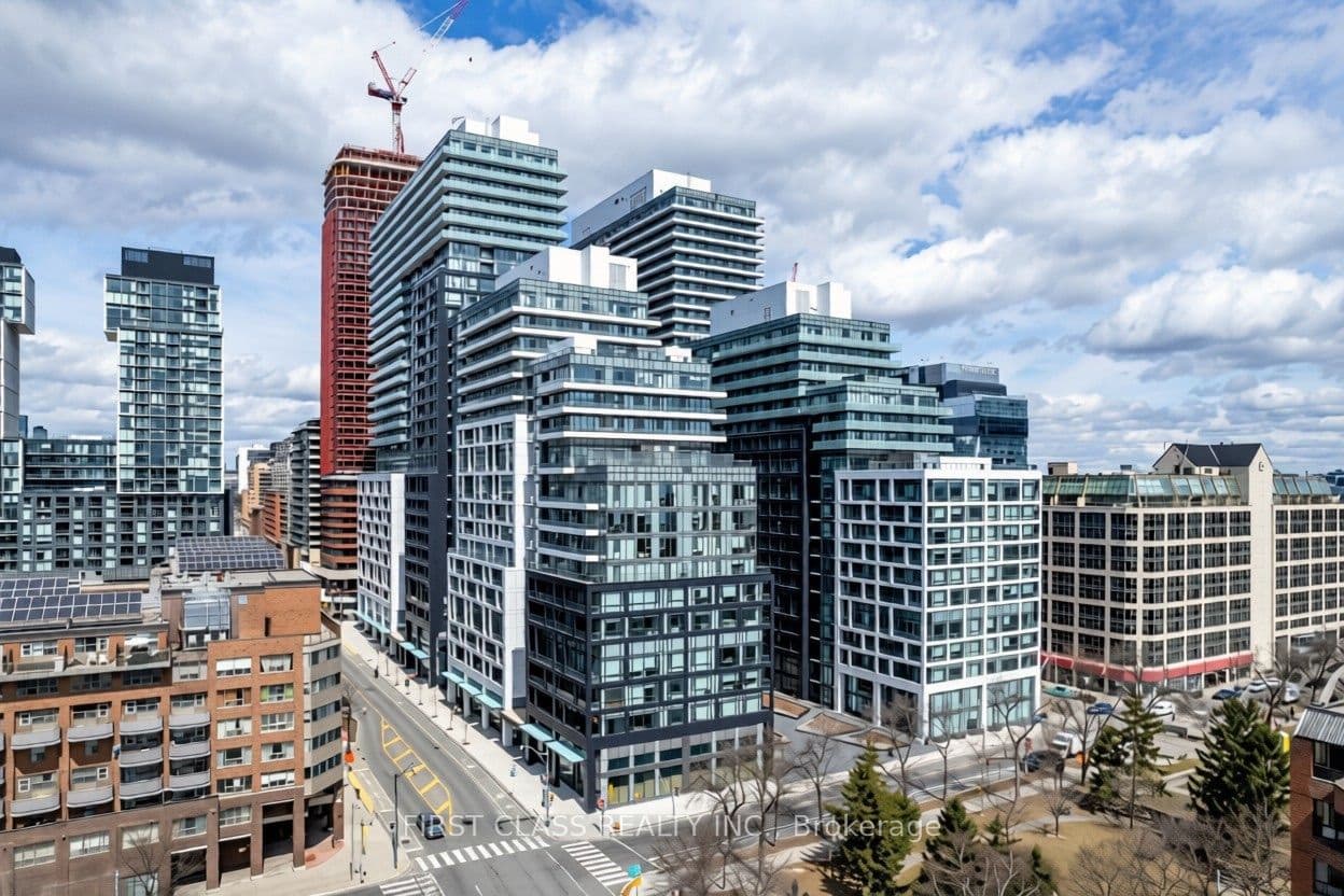 Unit 1733W 135 Lower Sherbourne St N/A photo 1