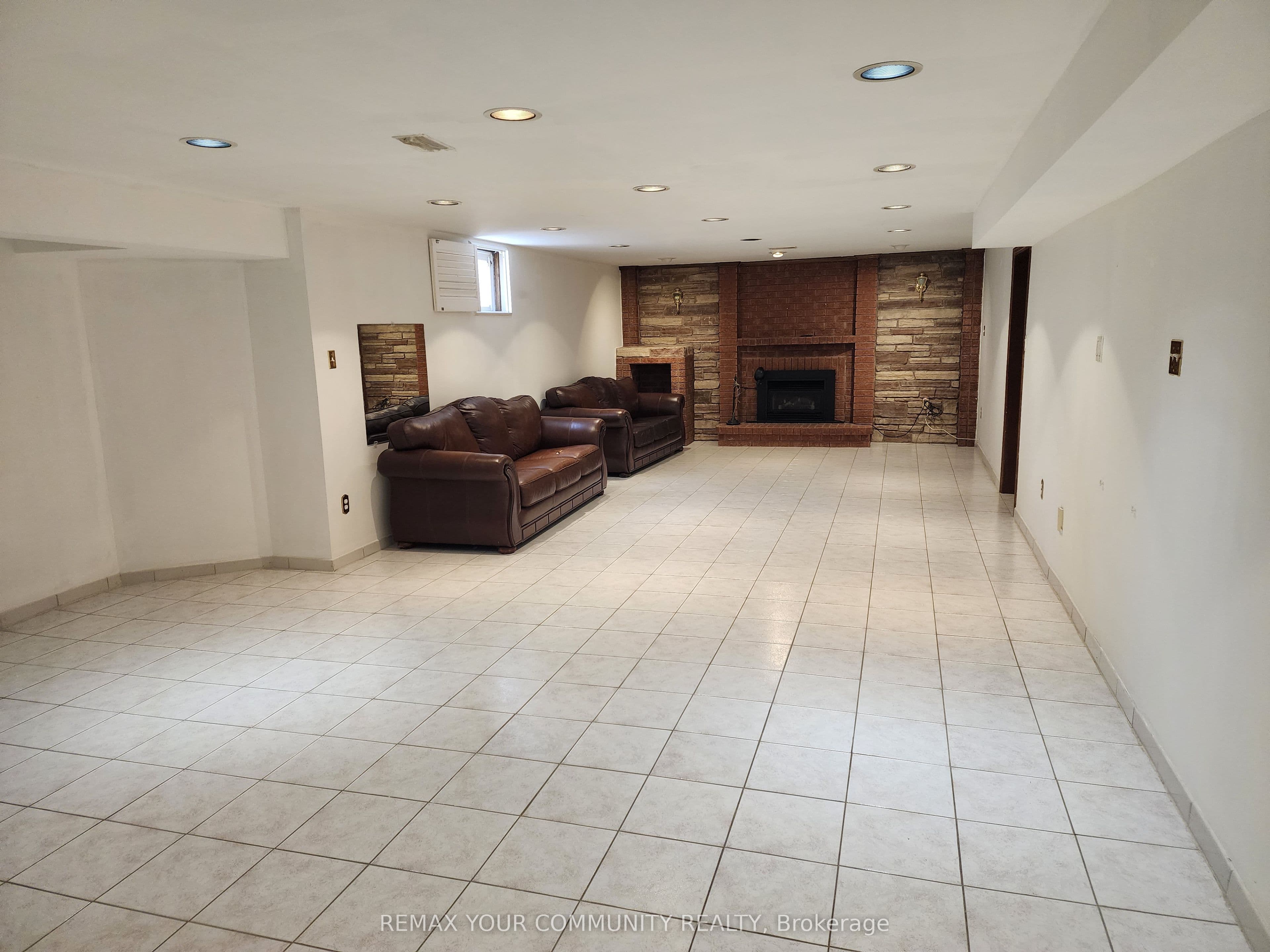 Unit Basement 52 Flushing Avenue photo 1