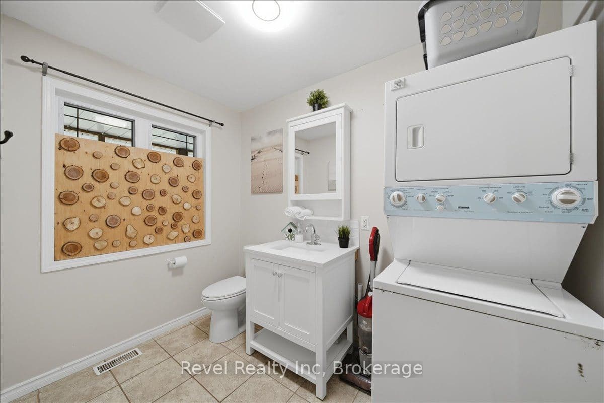 1100 Morning Glory Drive photo 1