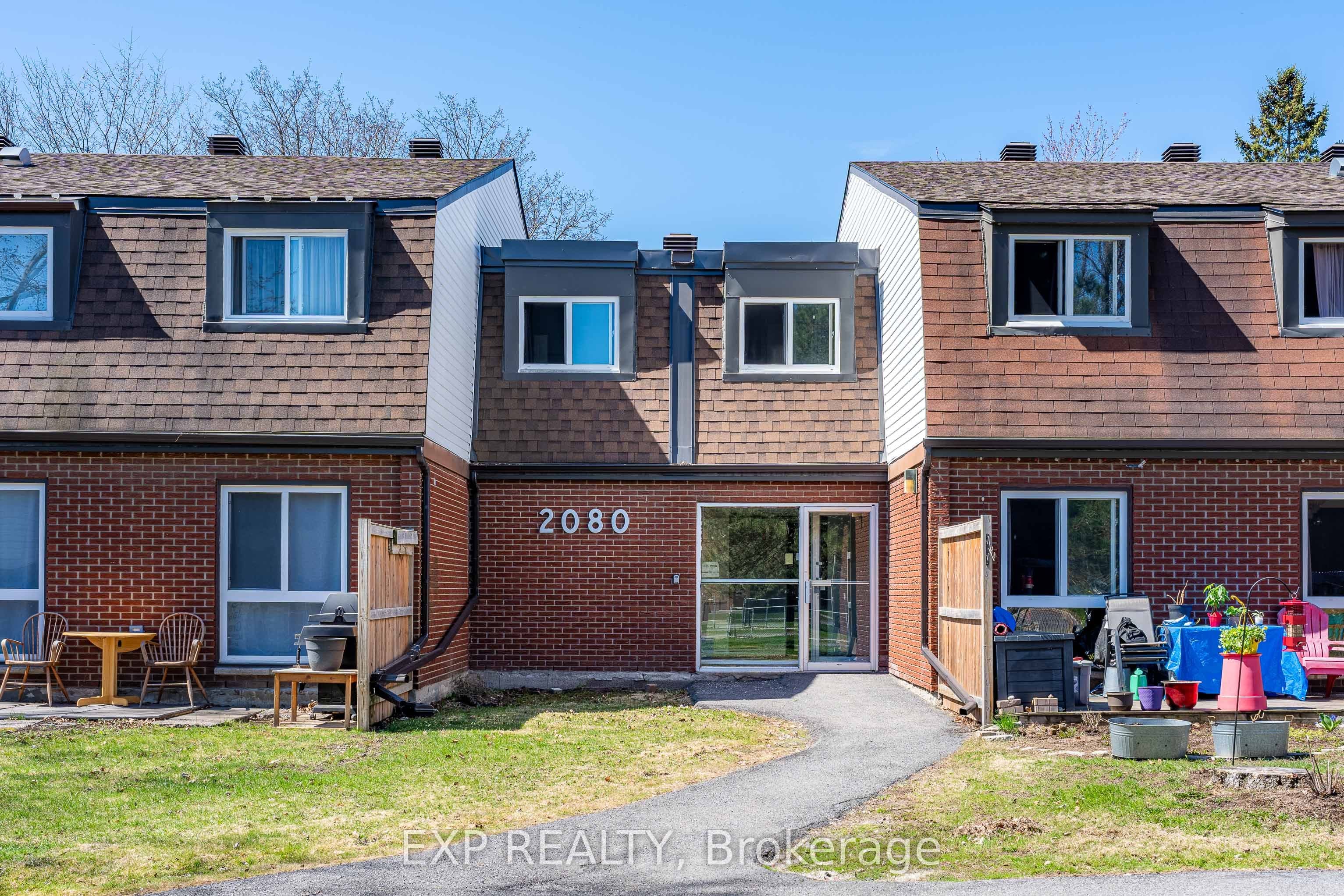 Unit 11K 2080 Ogilvie Road photo 1