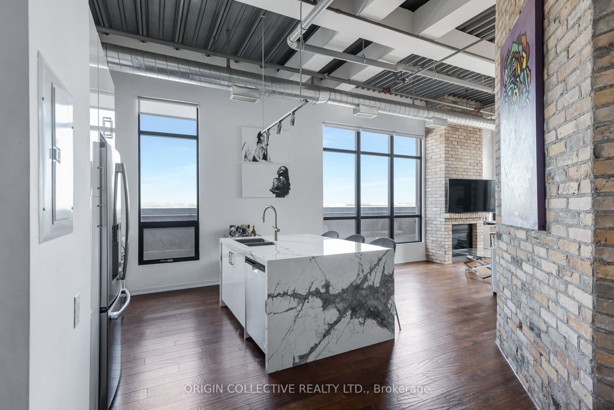 Unit PH2 736 Dundas Street photo 1