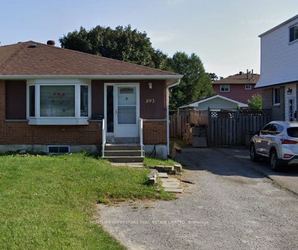 593 Radisson Avenue photo 1