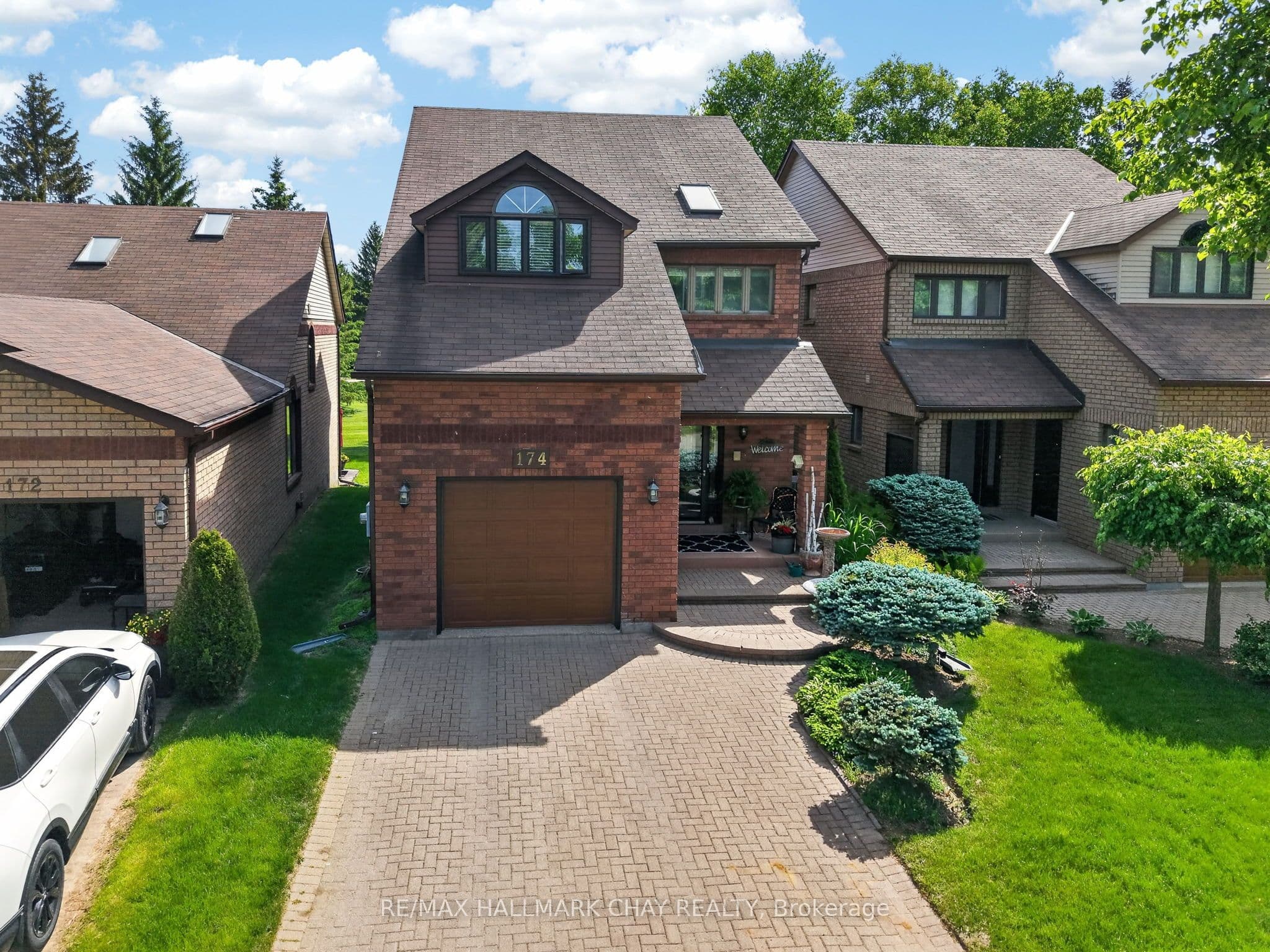 Unit 3 174 Green Briar Road photo 1