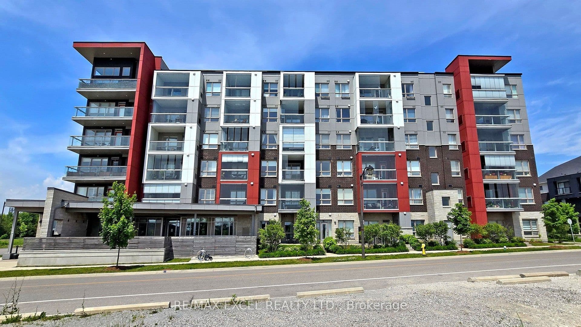Unit 103 2 Adam Sellers Street photo 1