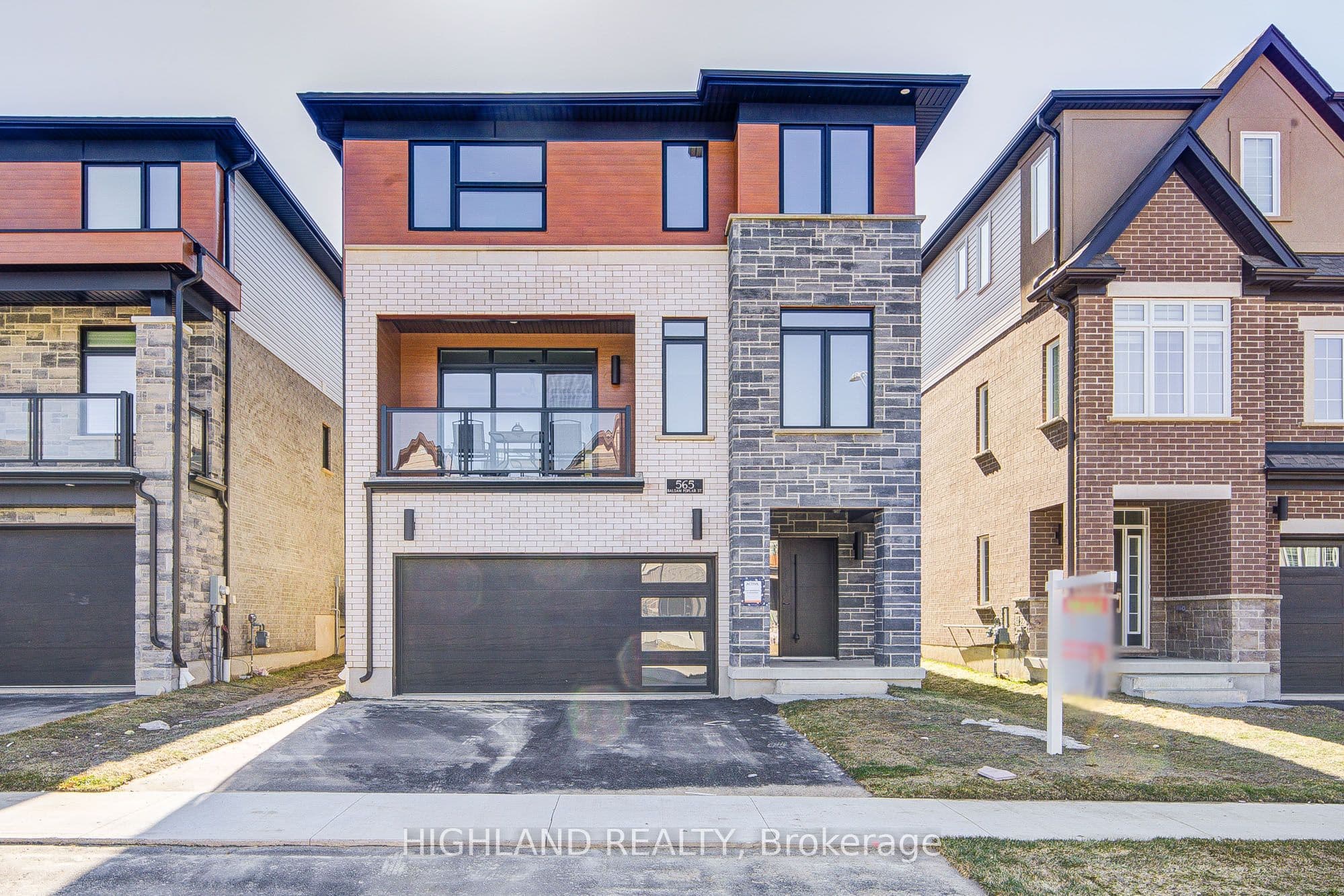 565 Balsam Popar Street photo 1