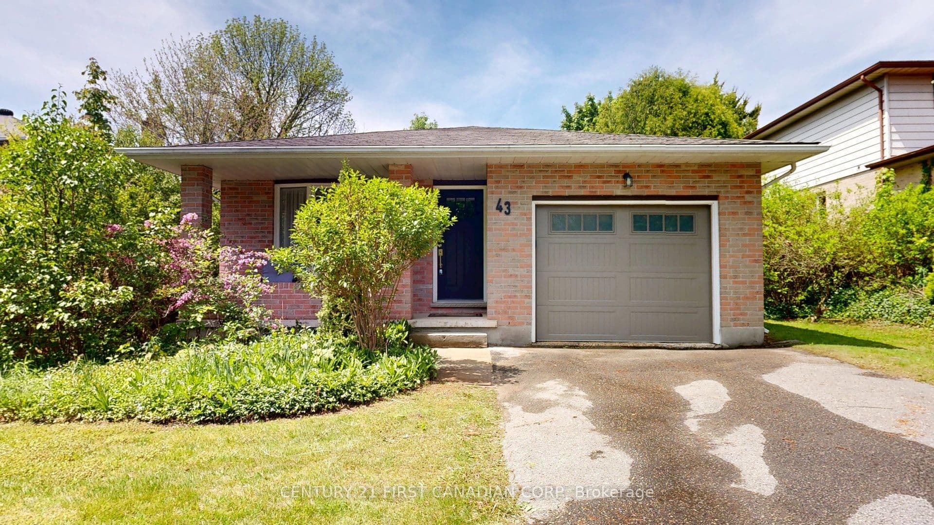 43 Walmer Gardens photo 1
