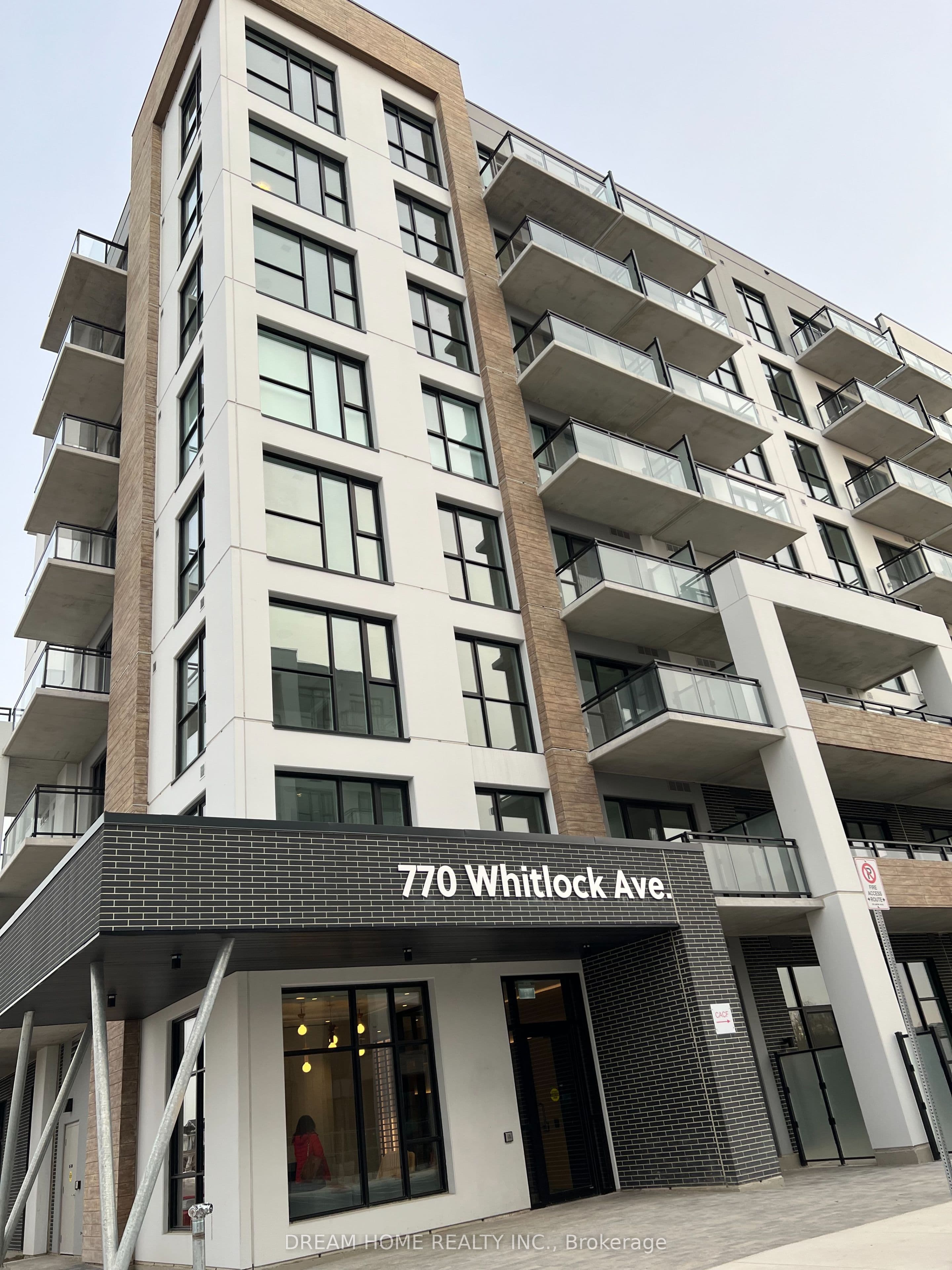 Unit 210 770 Whitlock Avenue photo 1