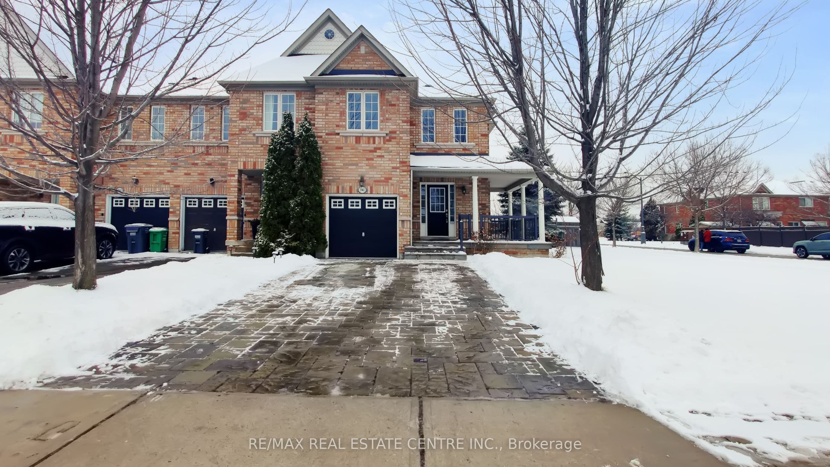 3941 Stardust Drive photo 1