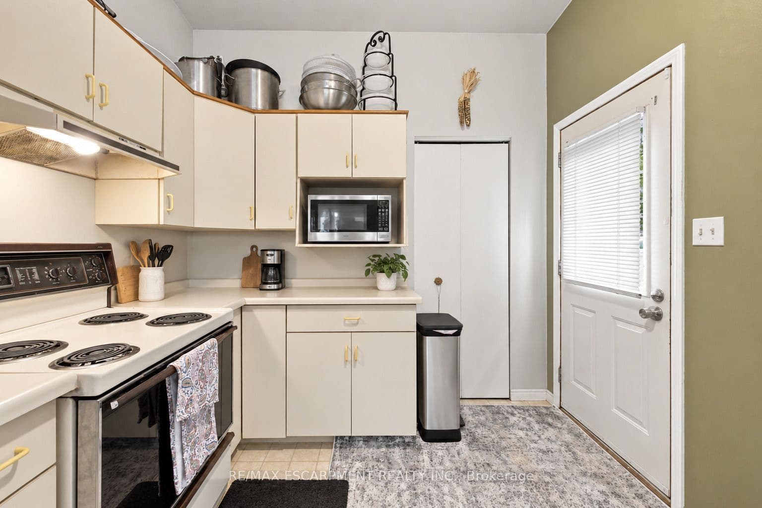26 Renfrew Street photo 1
