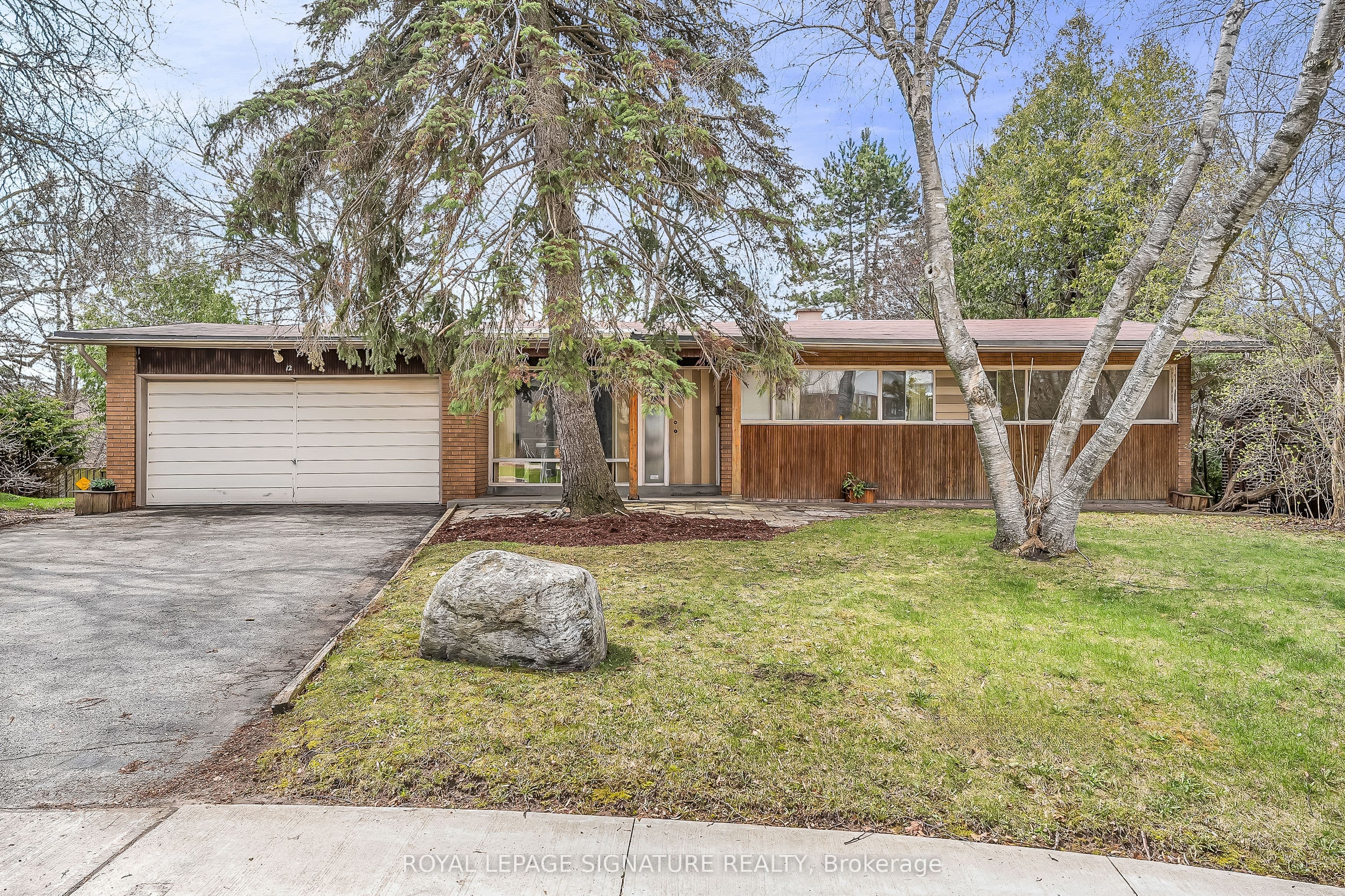 12 Ruden Crescent photo 1