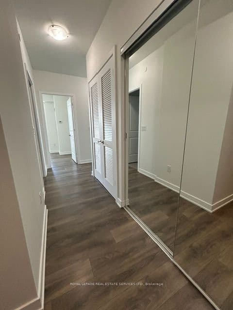 Unit 1004 4633 Glen Erin Drive photo 1