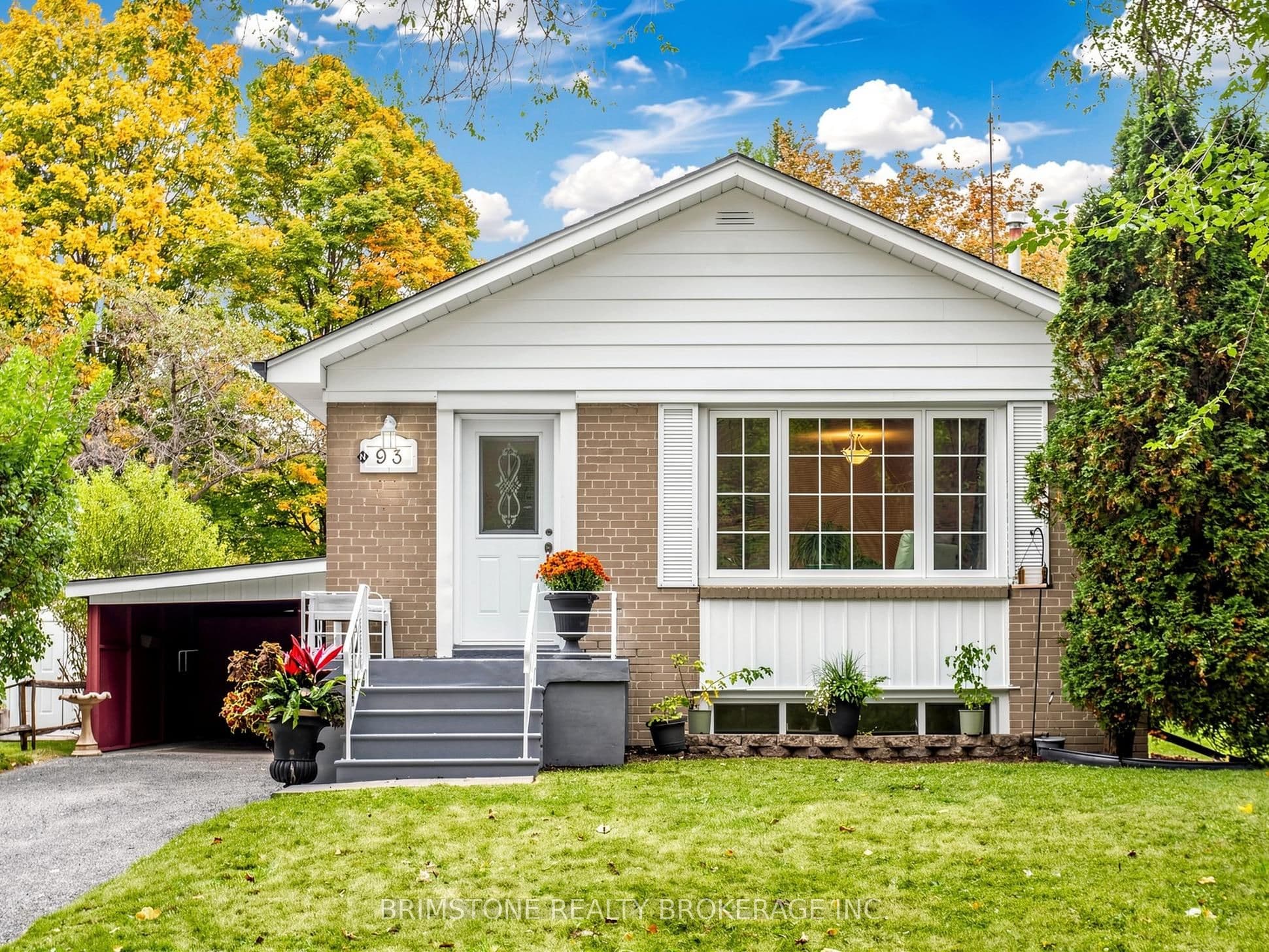 93 Bayview Parkway photo 1