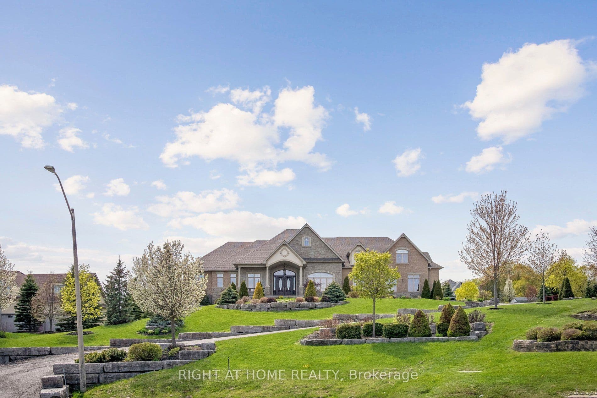 18 Bice Court photo 1