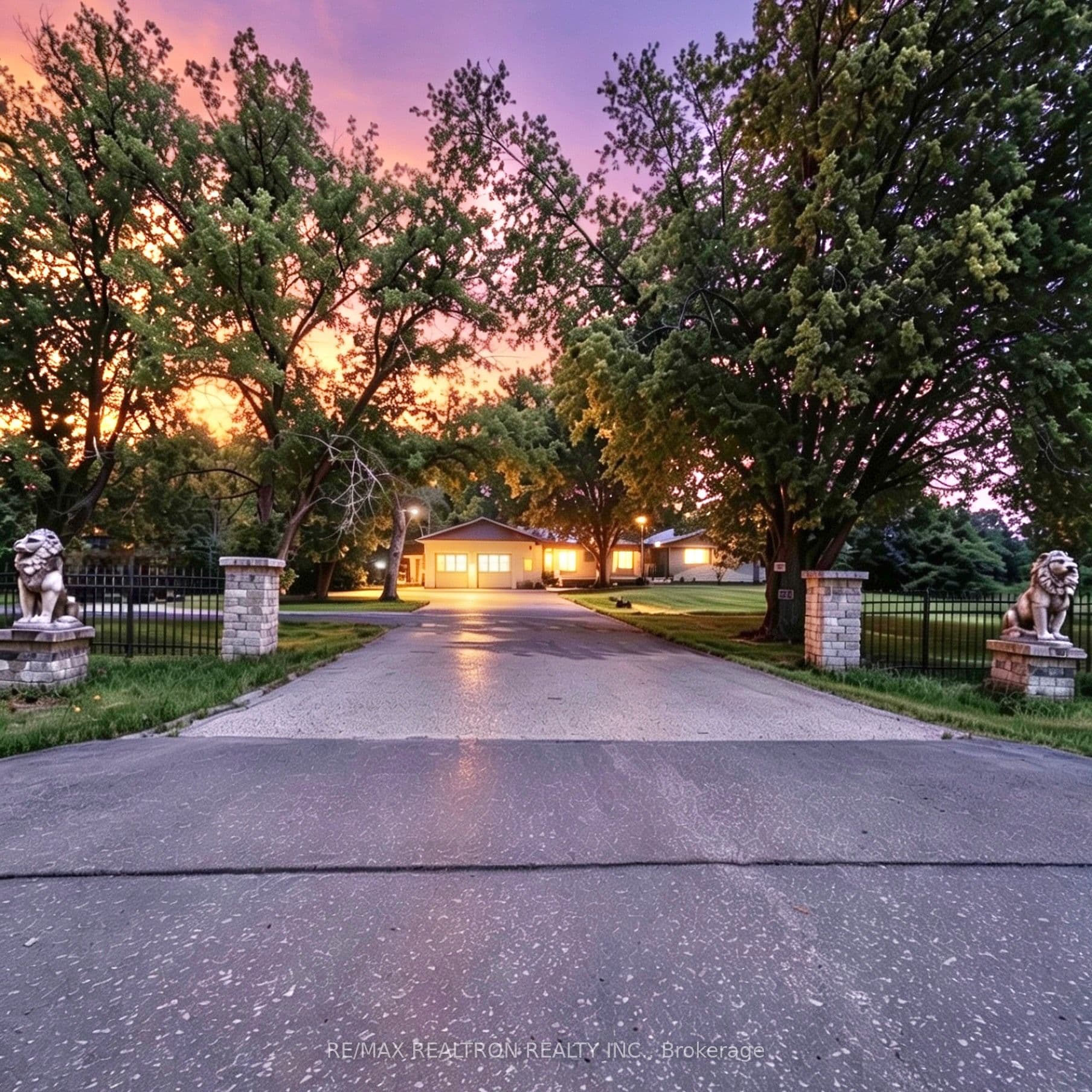22305 Kennedy Road photo 1