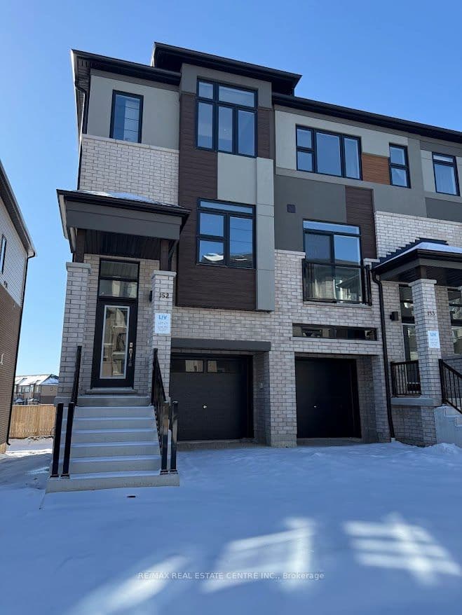 Unit 152 660 Colborne Street photo 1
