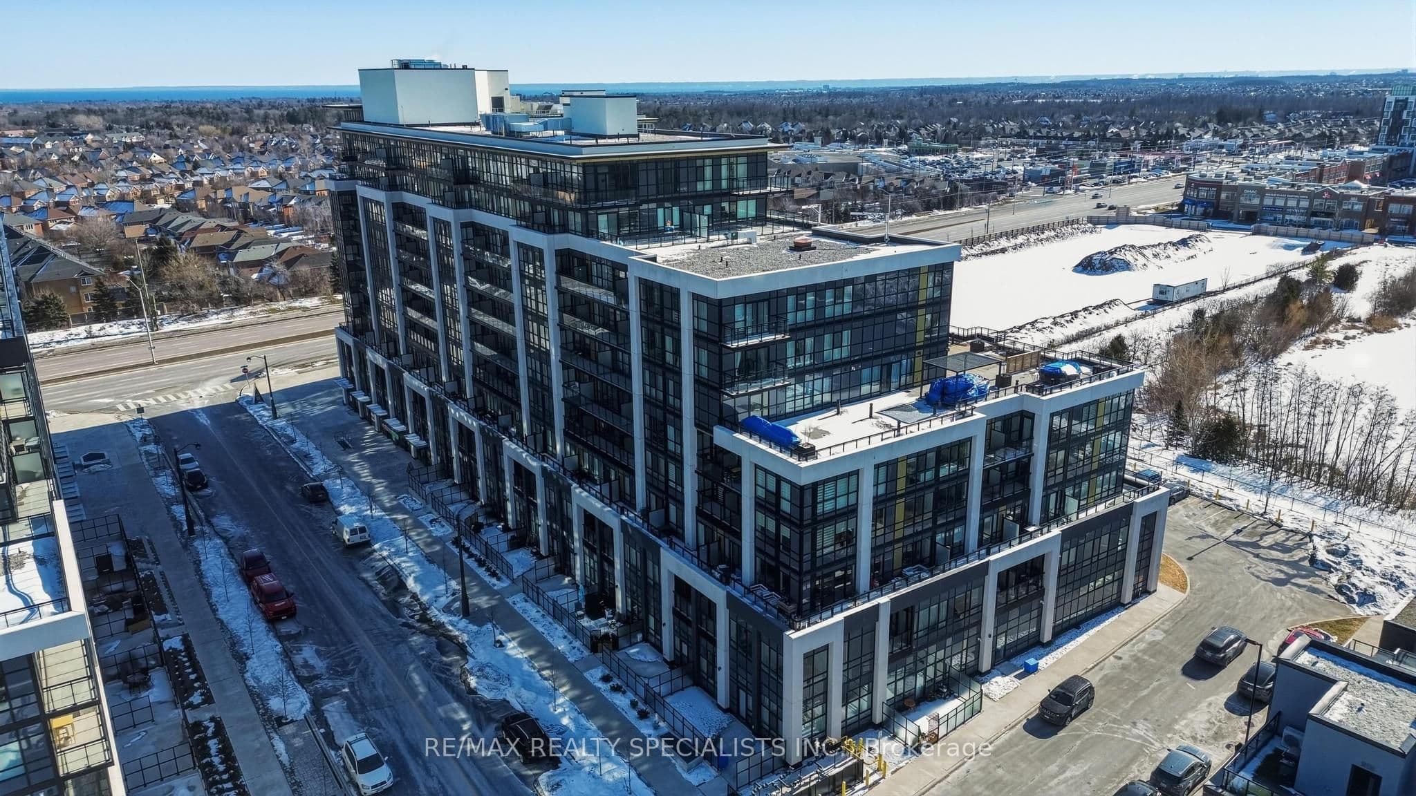 Unit 314 405 Dundas Street photo 1