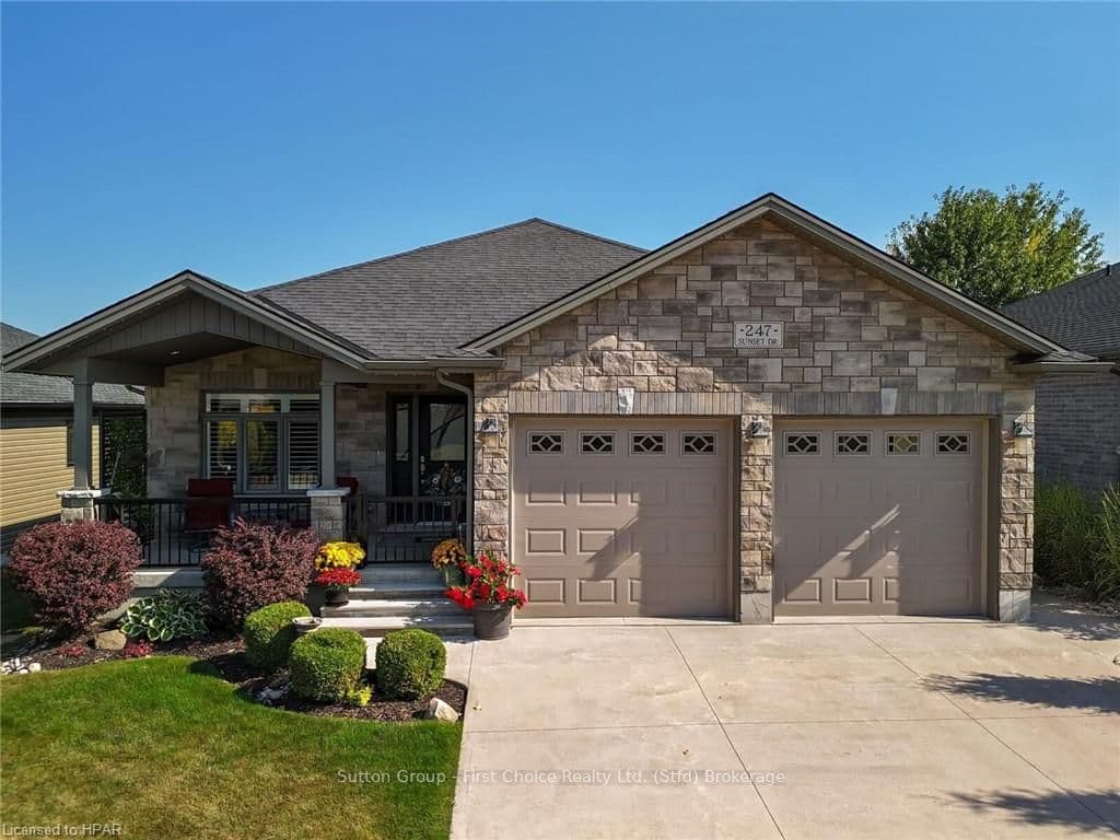 247 SUNSET Drive photo 1