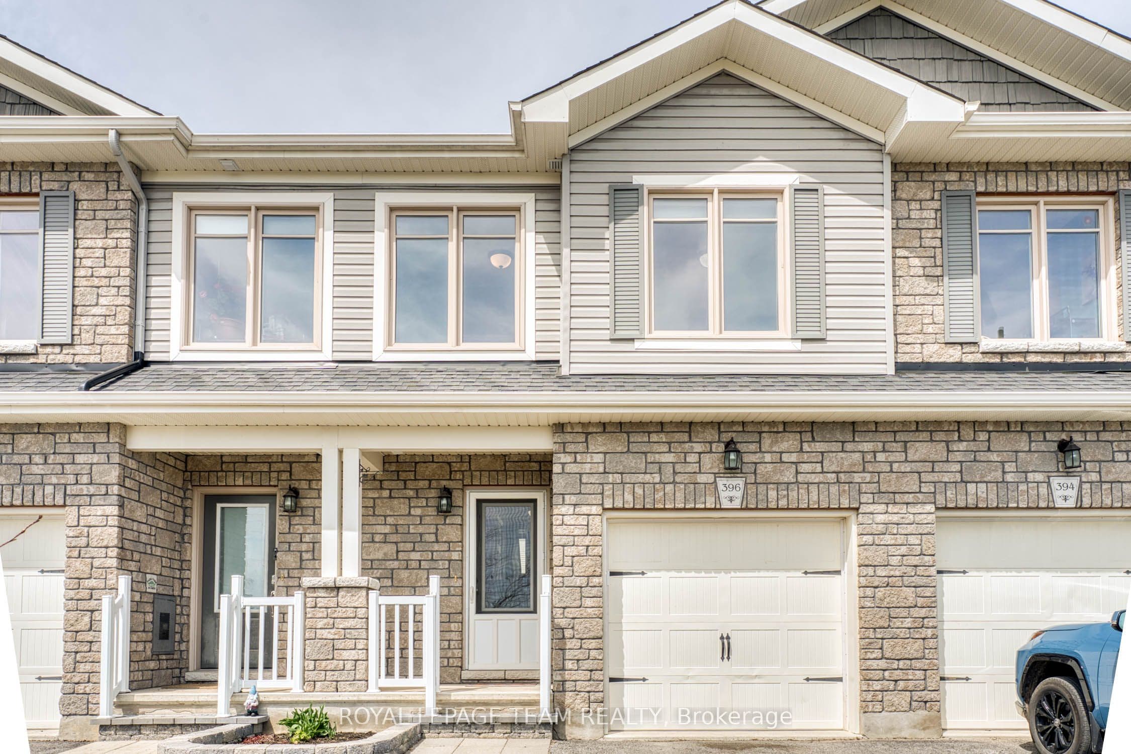 396 Ann Street photo 1