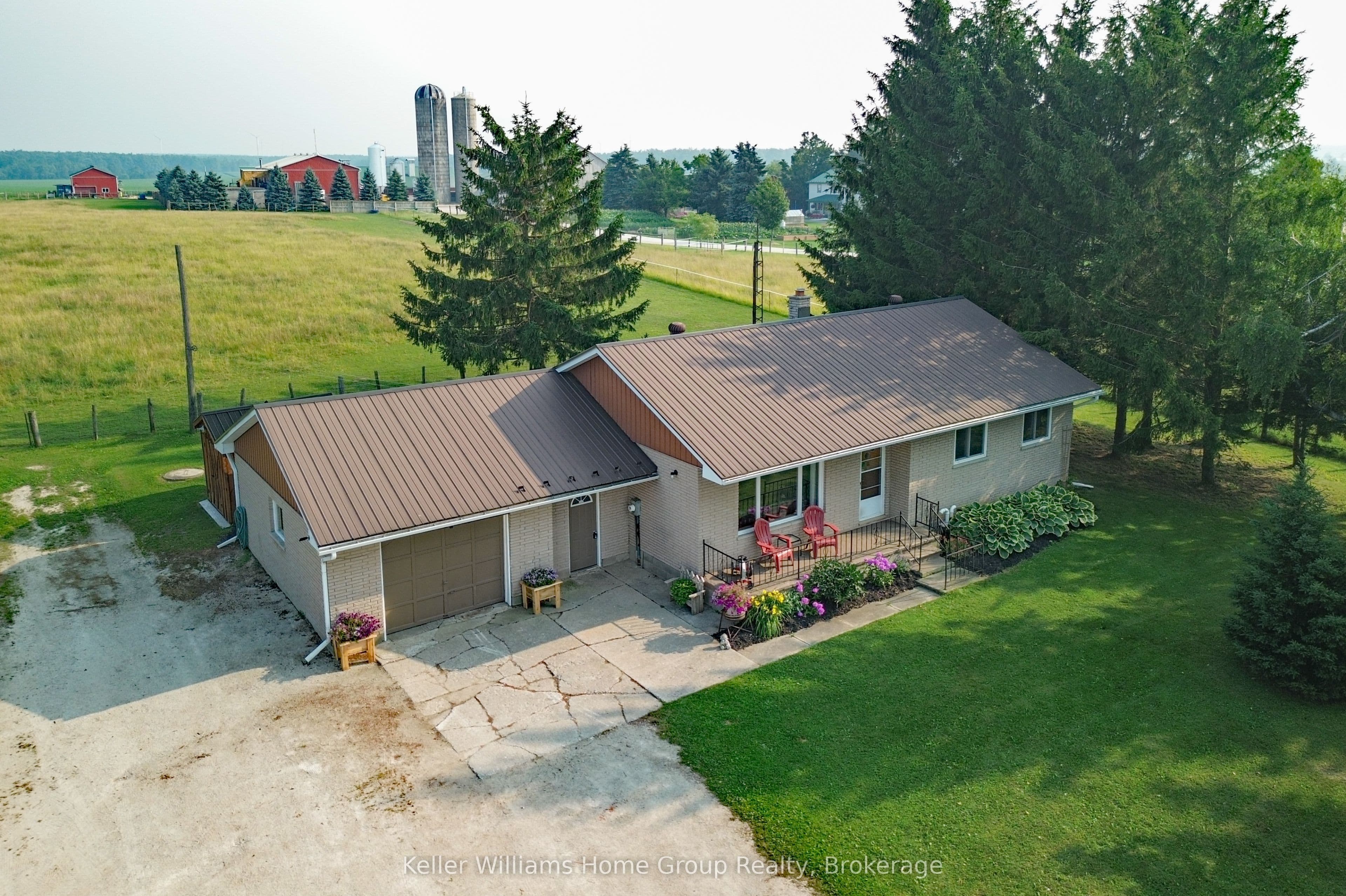 269514 Grey Road 9 N/A photo 1