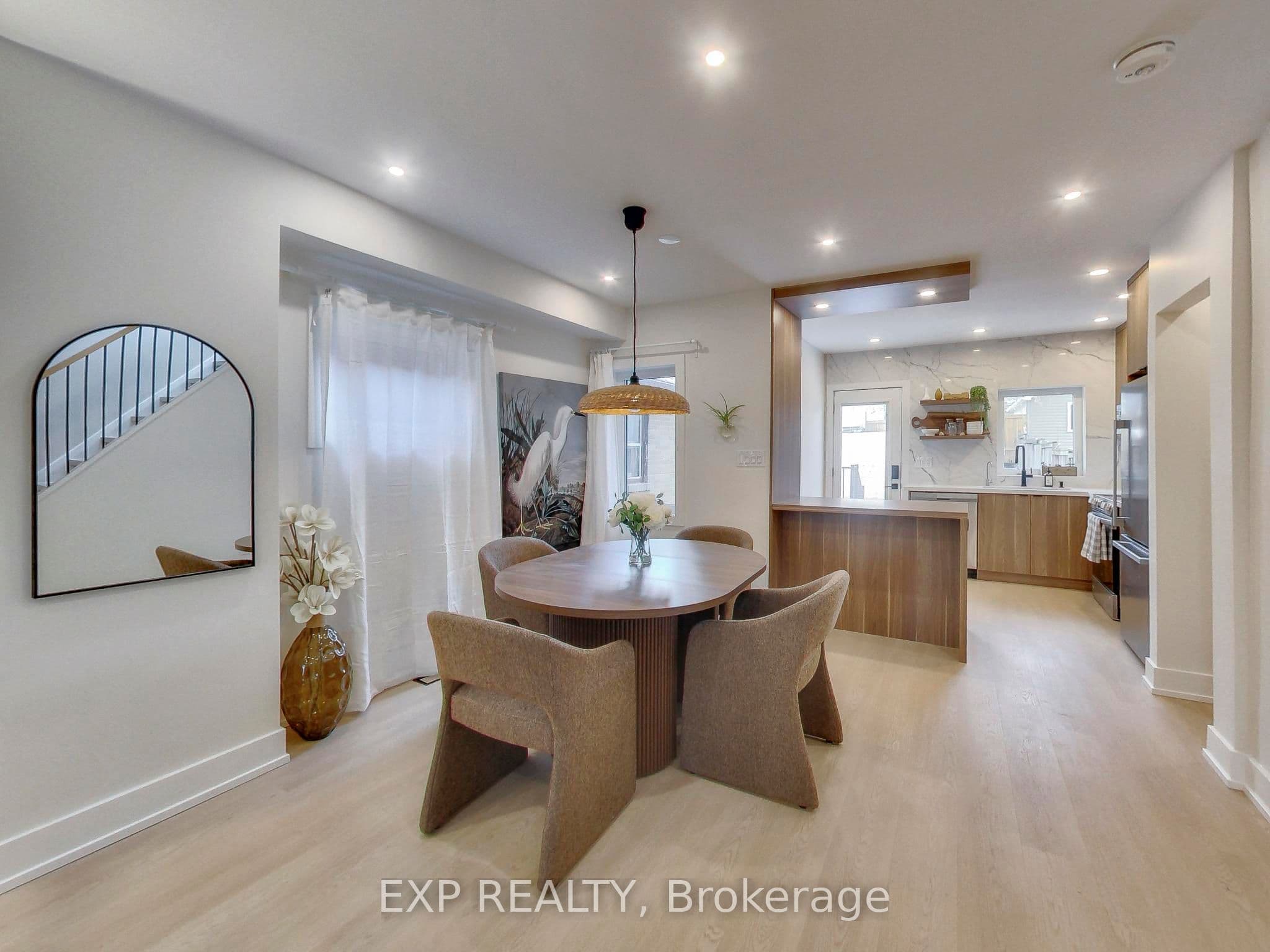 37 Gilbert Avenue photo 1